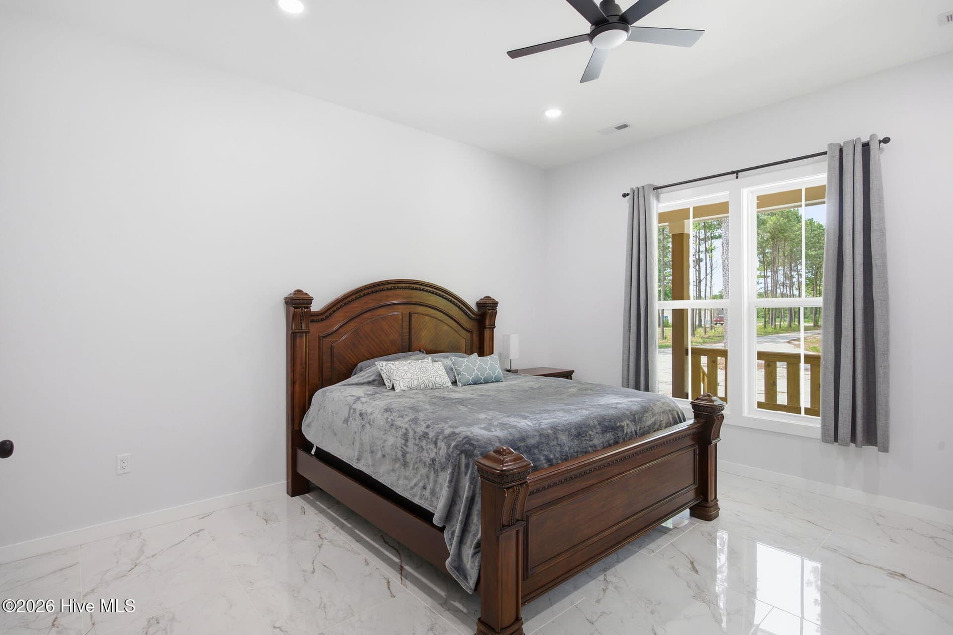 Single Family Residence at 2102 Midway Road SE, Bolivia, NC 28422, photo 18 of 59