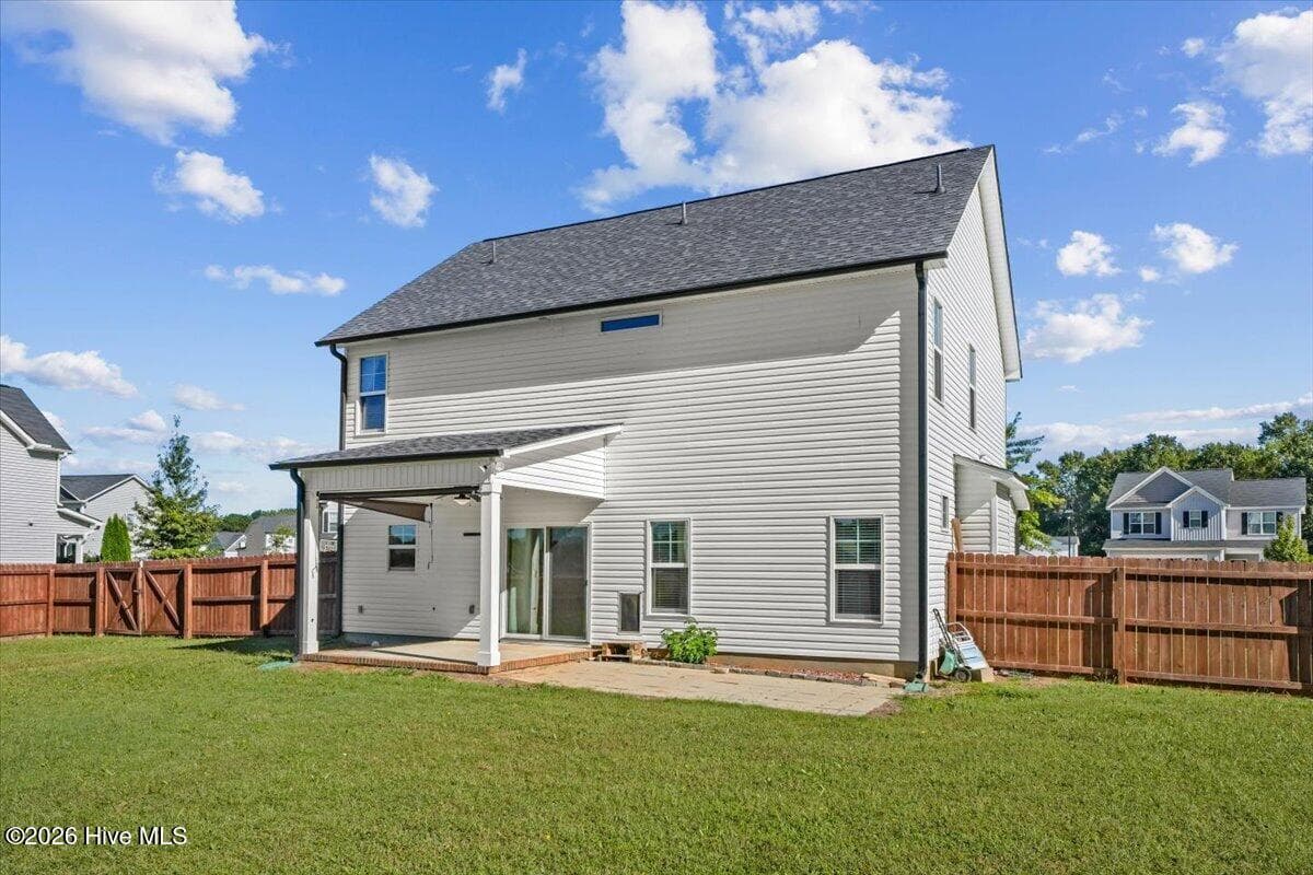 Single Family Residence at 82 Surf Scoter Drive, Selma, NC 27576, photo 7 of 53