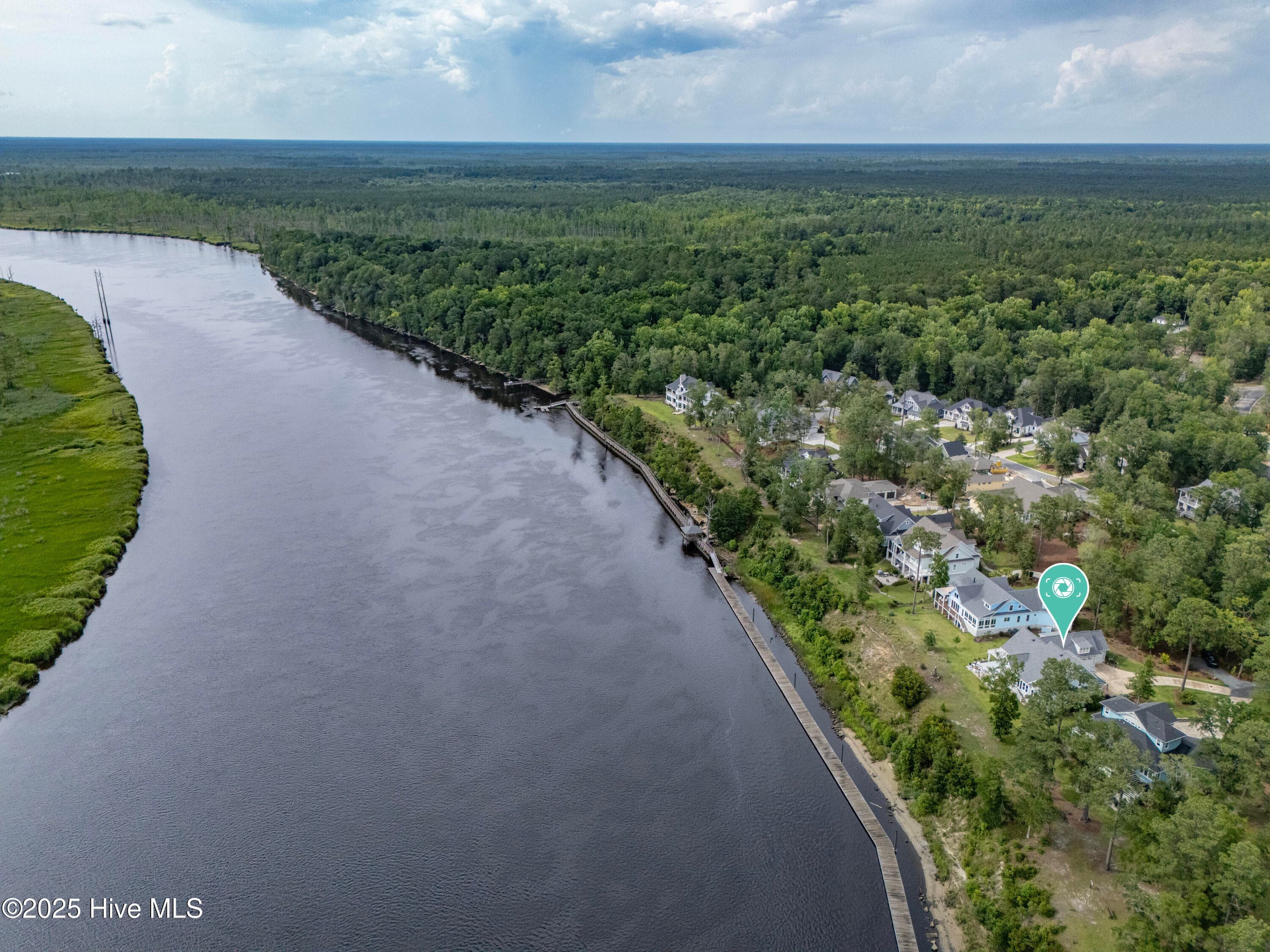 Expansive riverfront views - 3623 White Cliffs Drive, Castle Hayne, NC 28429
