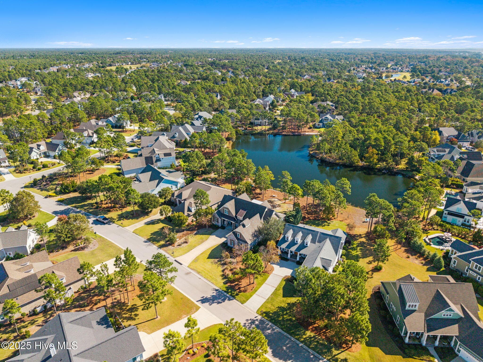 Single Family Residence at 3586 Bristlecone Bend, Southport, NC 28461, photo 5 of 6