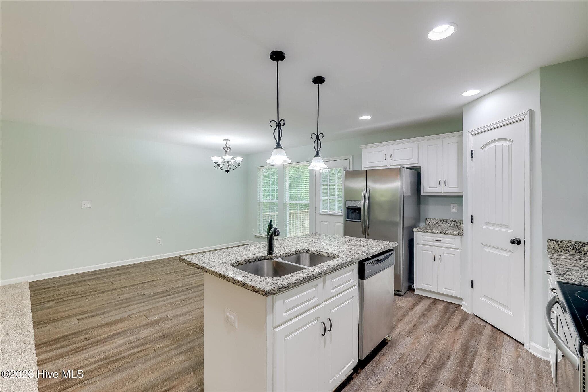 Single Family Residence at 605 Ridgefield Drive, North Augusta, SC 29841, North Augusta, photo 6 of 35