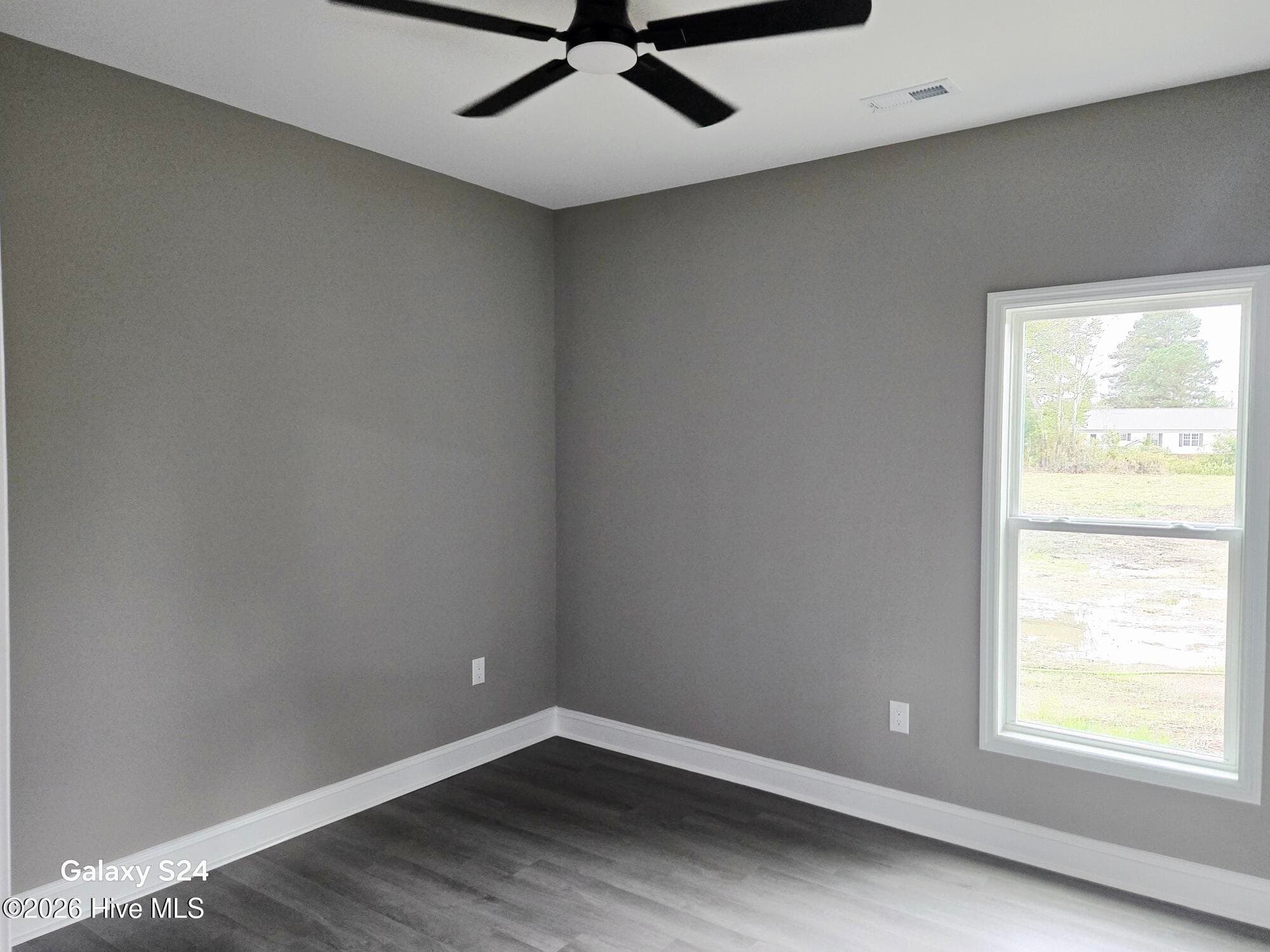 Single Family Residence at 704 Windchime Court, Kinston, NC 28504, photo 10 of 20