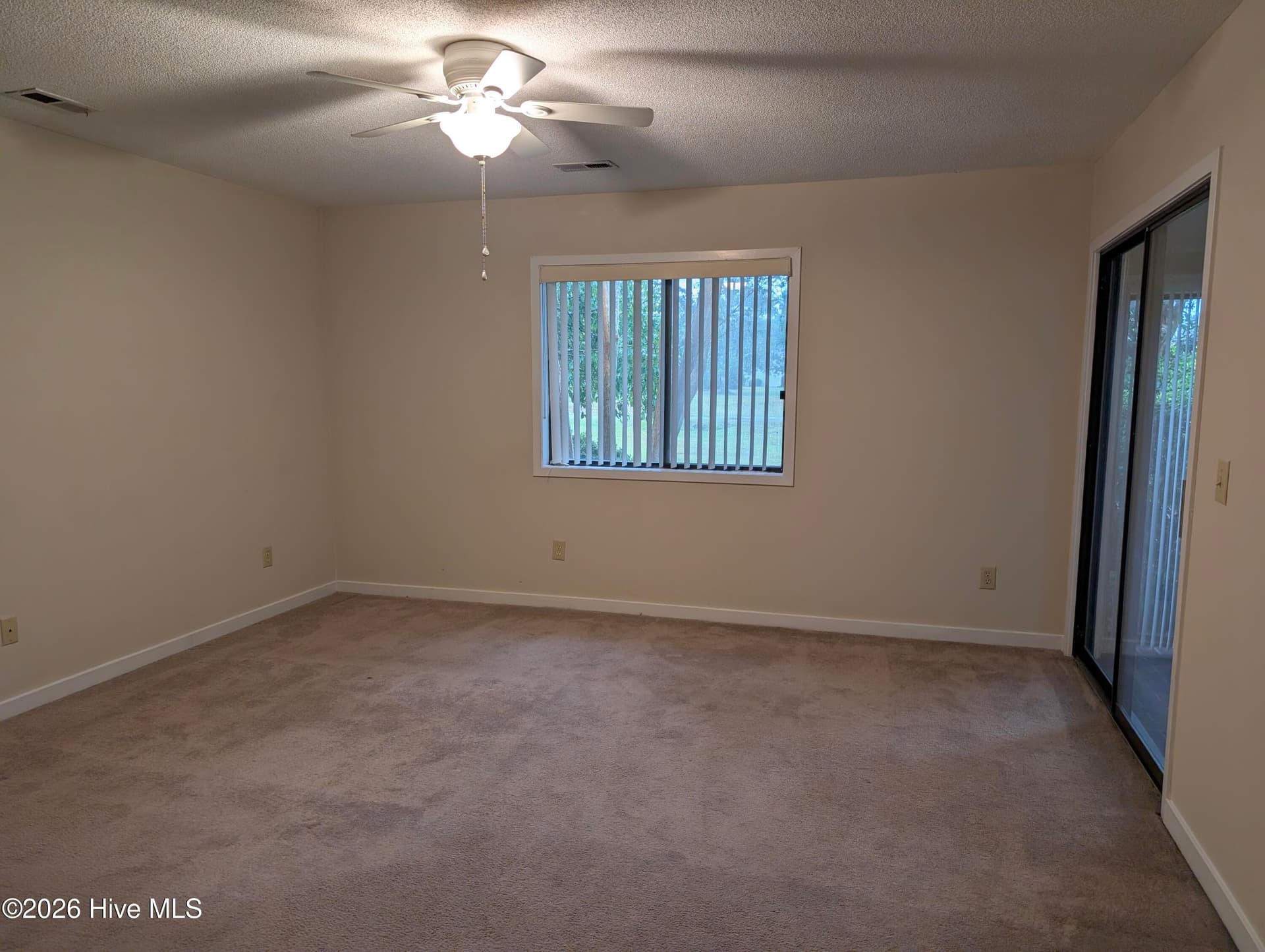 Townhouse at 5916 Chester Street, Wilmington, NC 28405, photo 20 of 31
