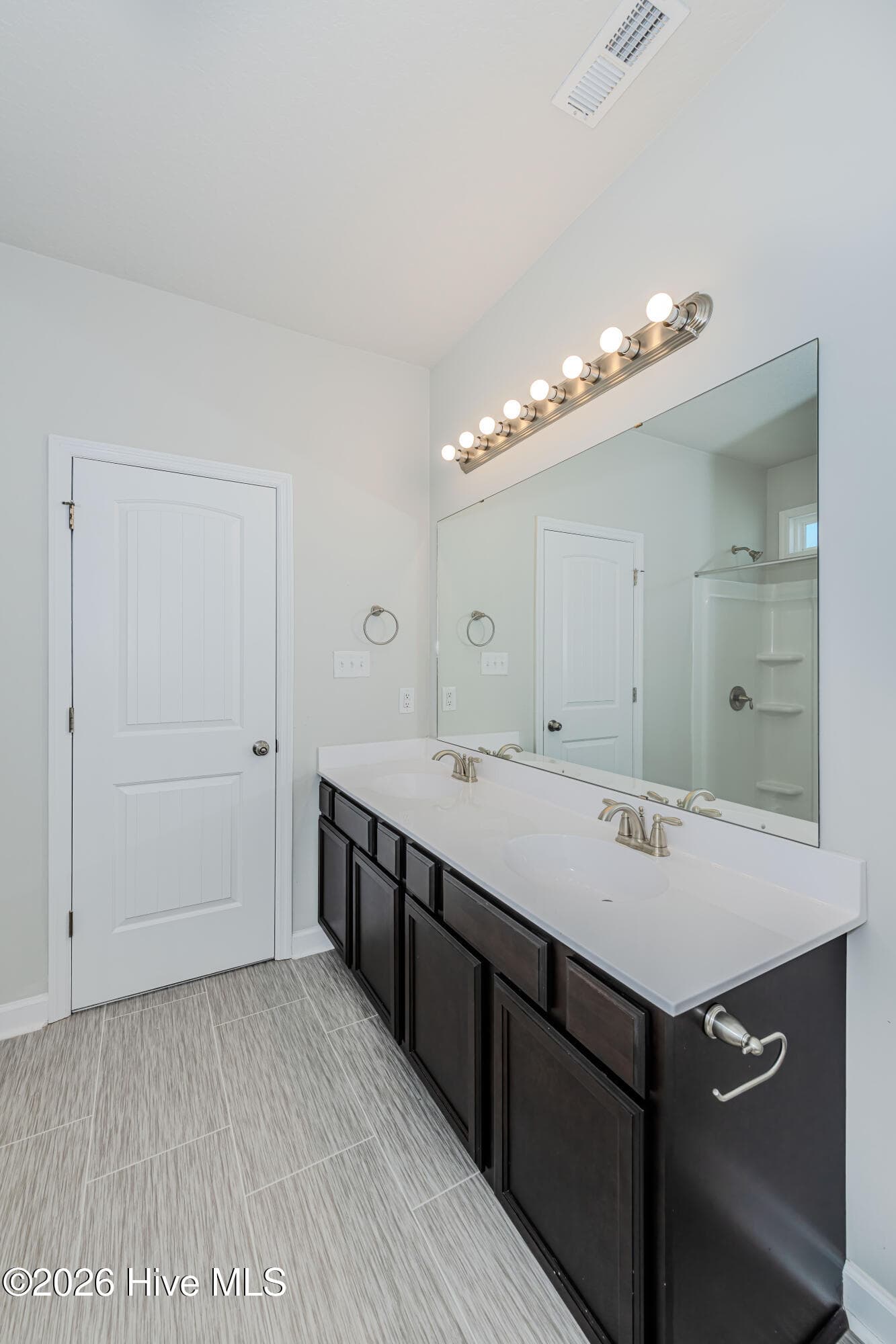 Townhouse at 409 Blockade Shoal Lane, Jacksonville, NC 28546, photo 2 of 3