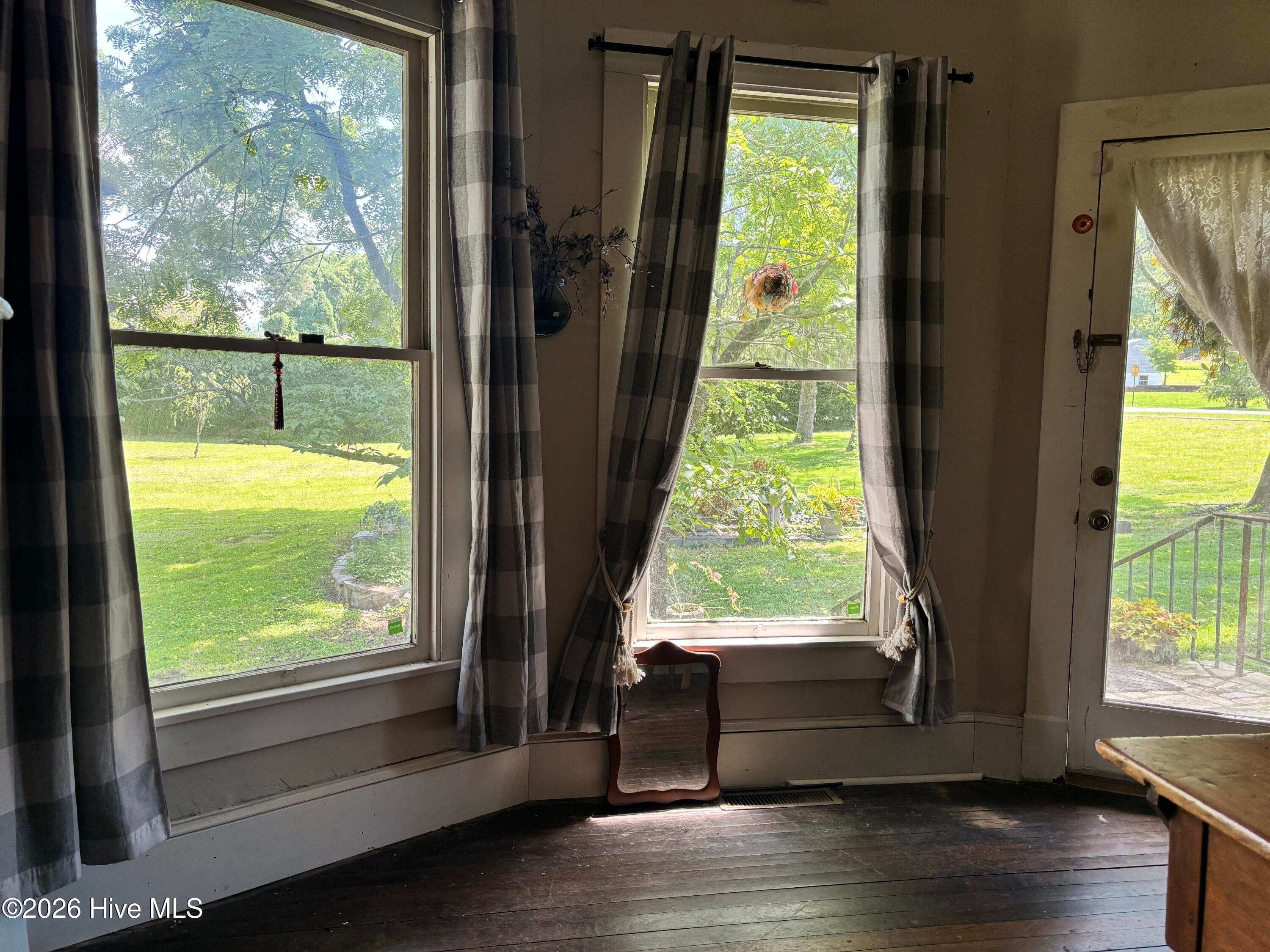 Single Family Residence at 55 Aquone Road, Andrews, NC 28901, photo 10 of 35