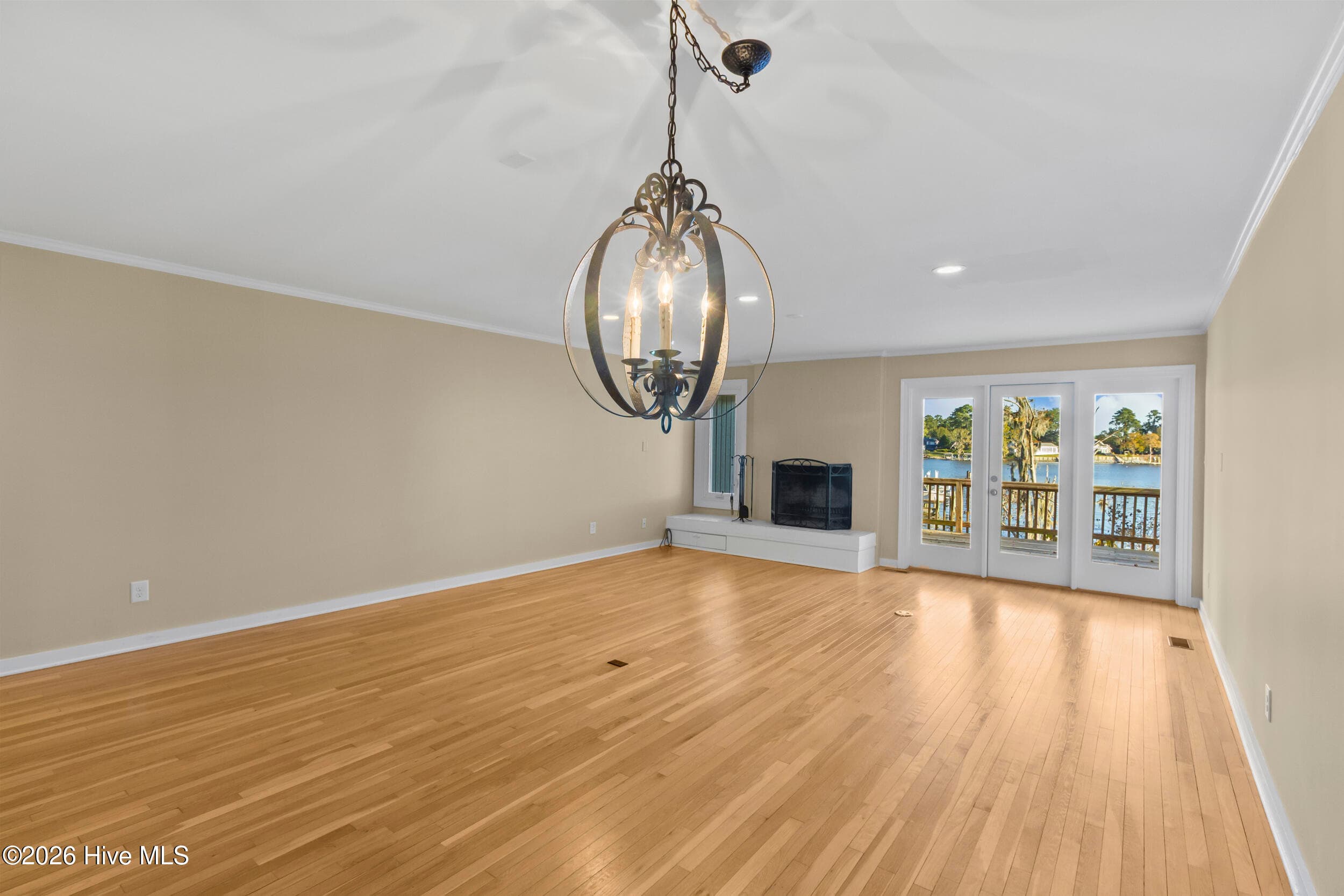 Living Room / Dining - 5 Batts Hill Road, New Bern, NC 28562