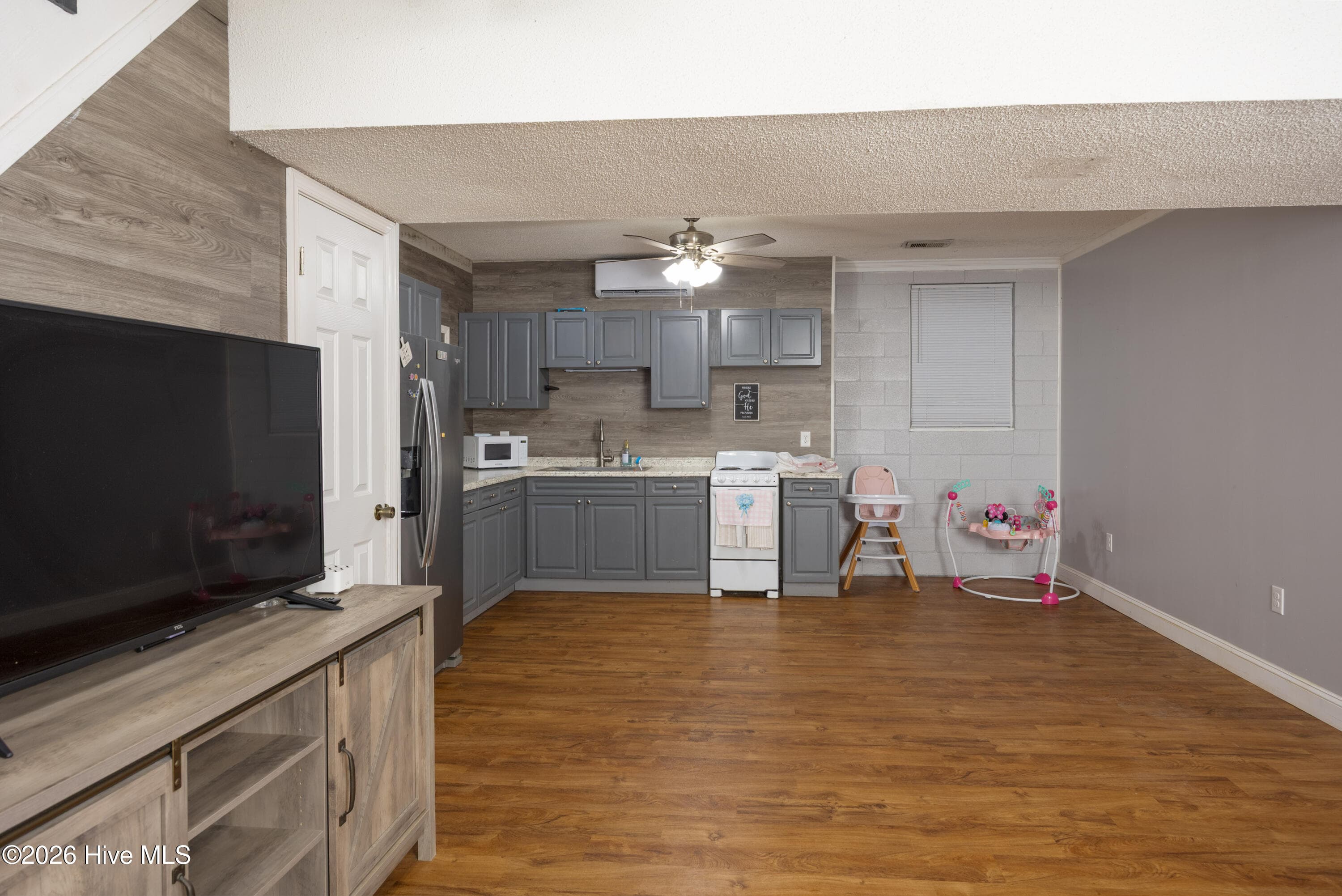 Single Family Residence at 4931 Faison Highway, Clinton, NC 28328, photo 34 of 58