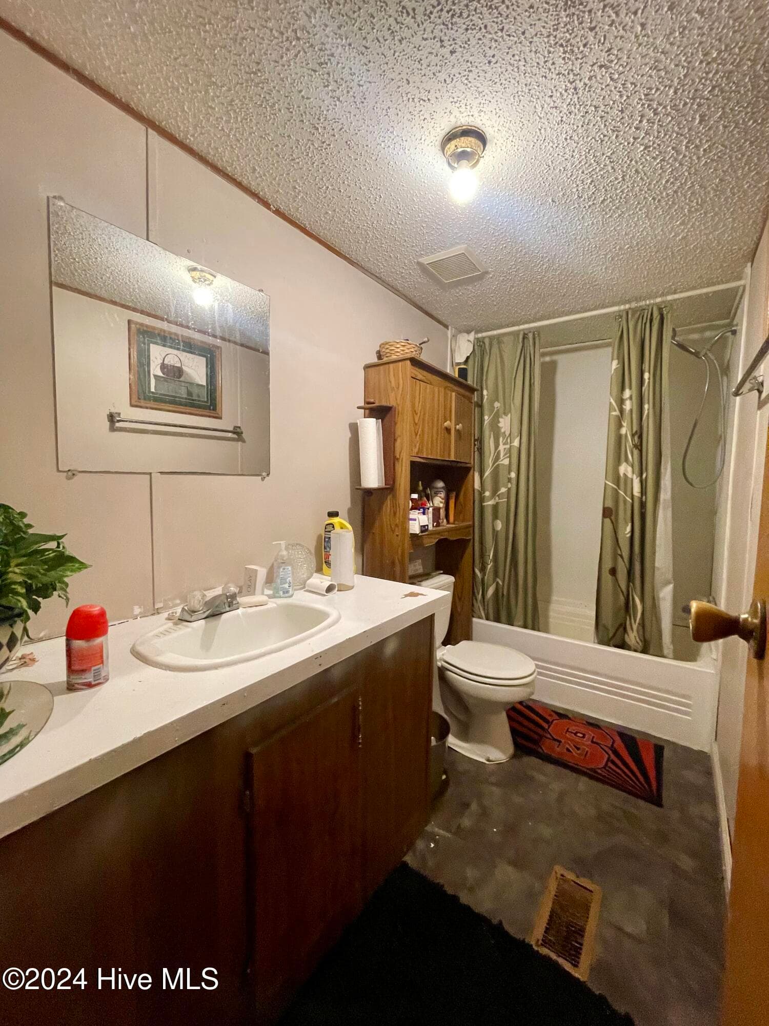 Manufactured Home at 1109 Beegee Lane, Williamston, NC 27892, Williamston, photo 32 of 32
