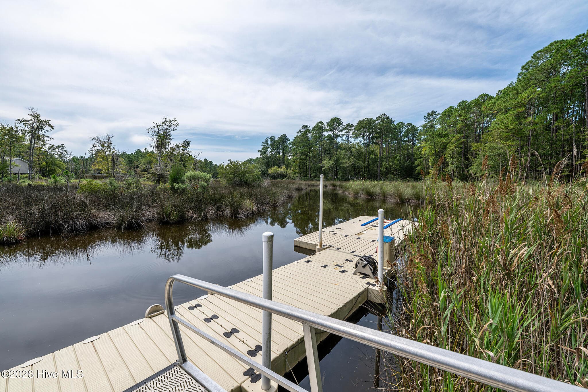 Private Floating Boat Dock - 106 Windlass Way, Aurora, NC 27806