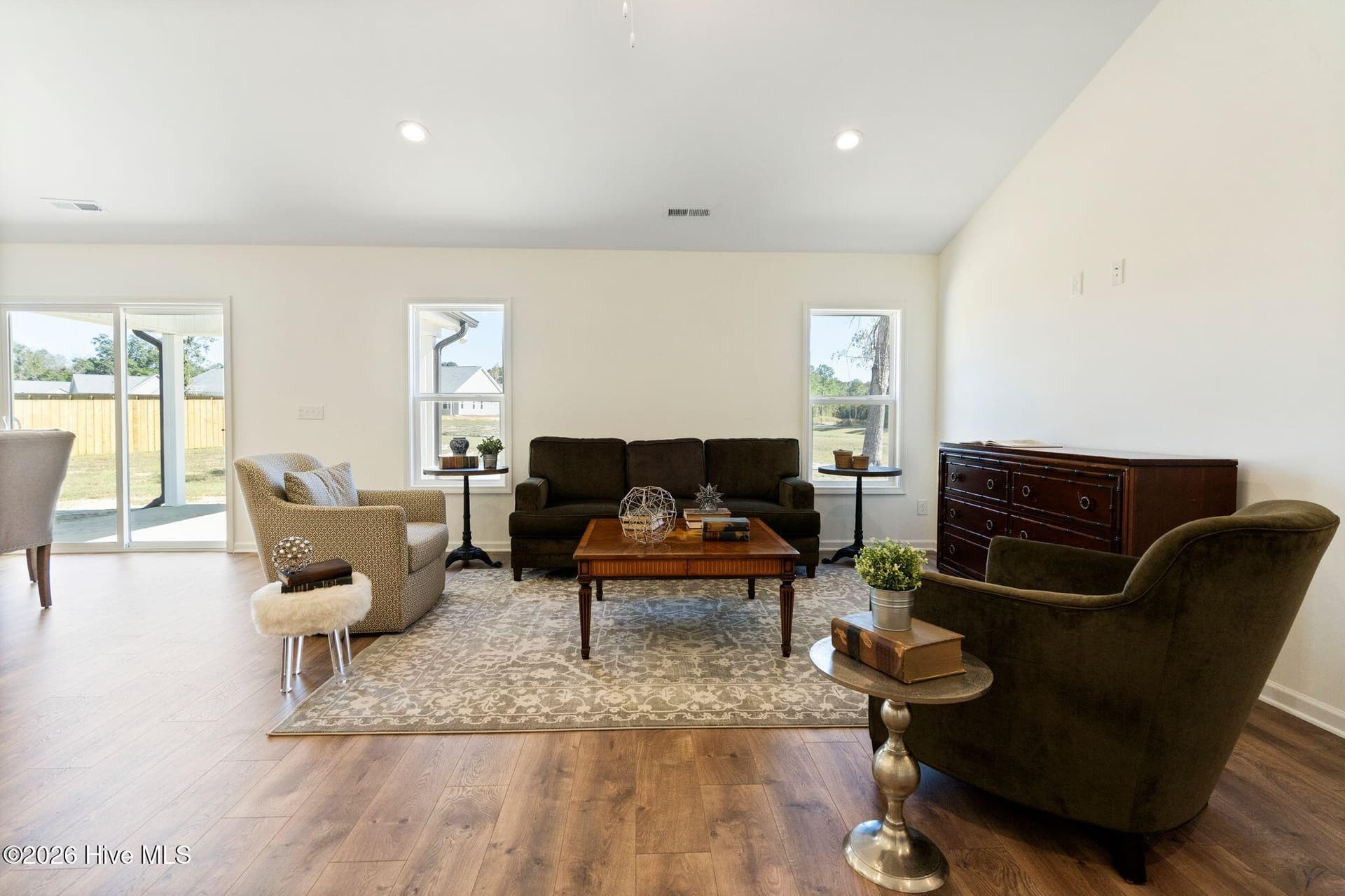 Single Family Residence at 302 Riva Ridge, Burgaw, NC 28425, photo 13 of 73