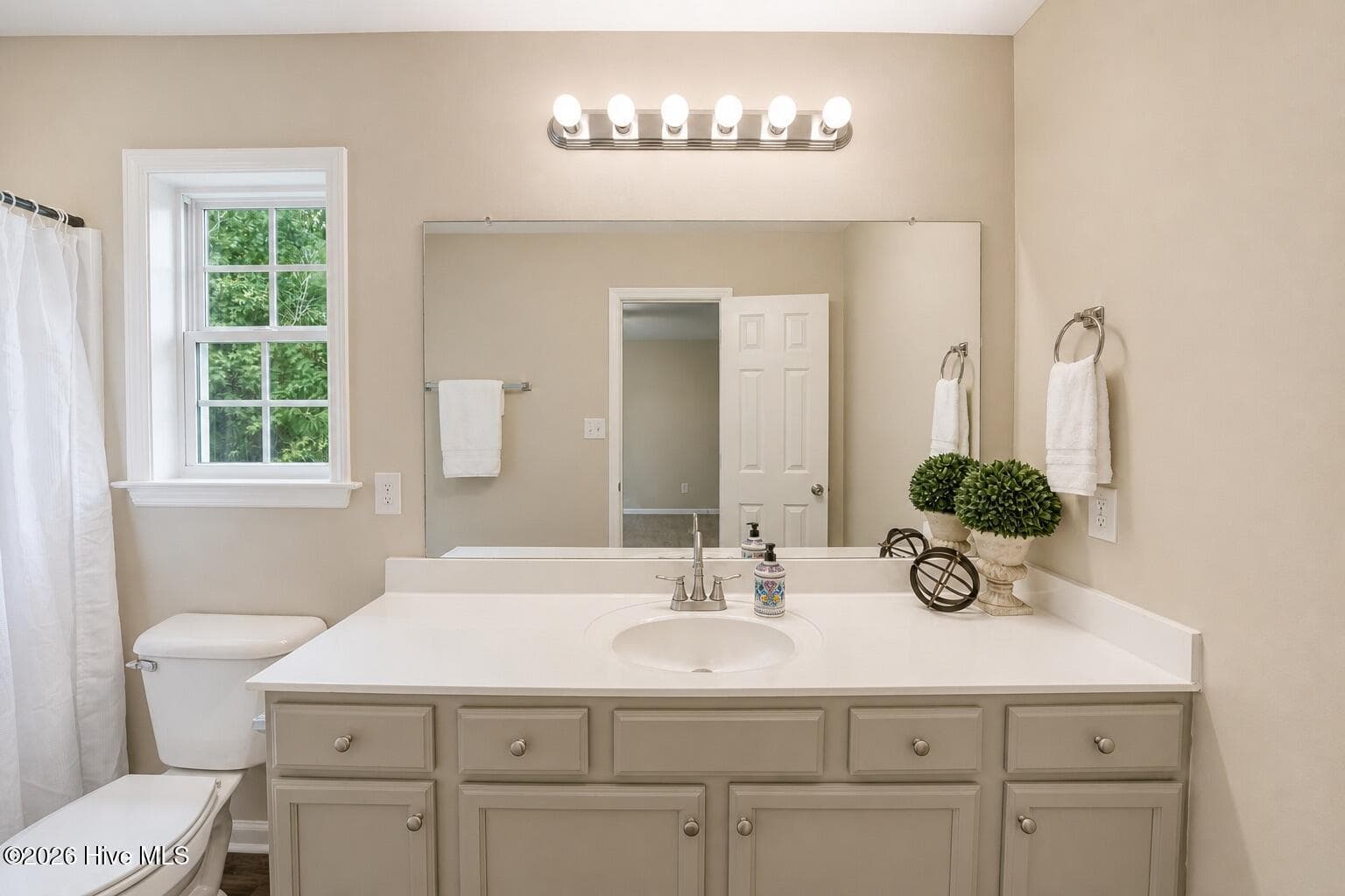 Single Family Residence at 303 Big Tree Lane, Chinquapin, NC 28521, photo 23 of 35