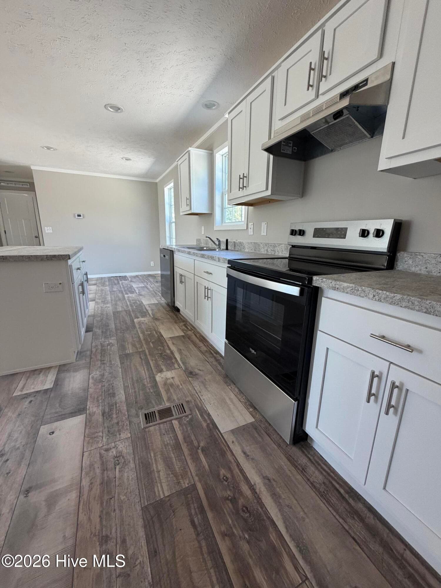 Manufactured Home at 450 Mt Zion Road, Trenton, SC 29847, photo 10 of 26