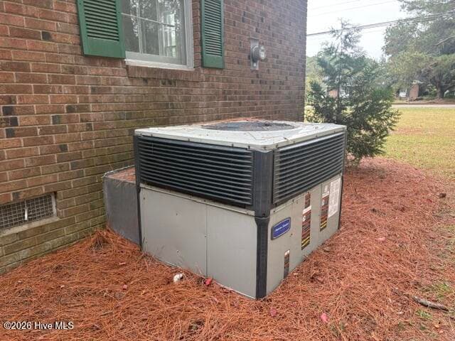 Single Family Residence at 2301 Rouse Road, Kinston, NC 28504, photo 4 of 26