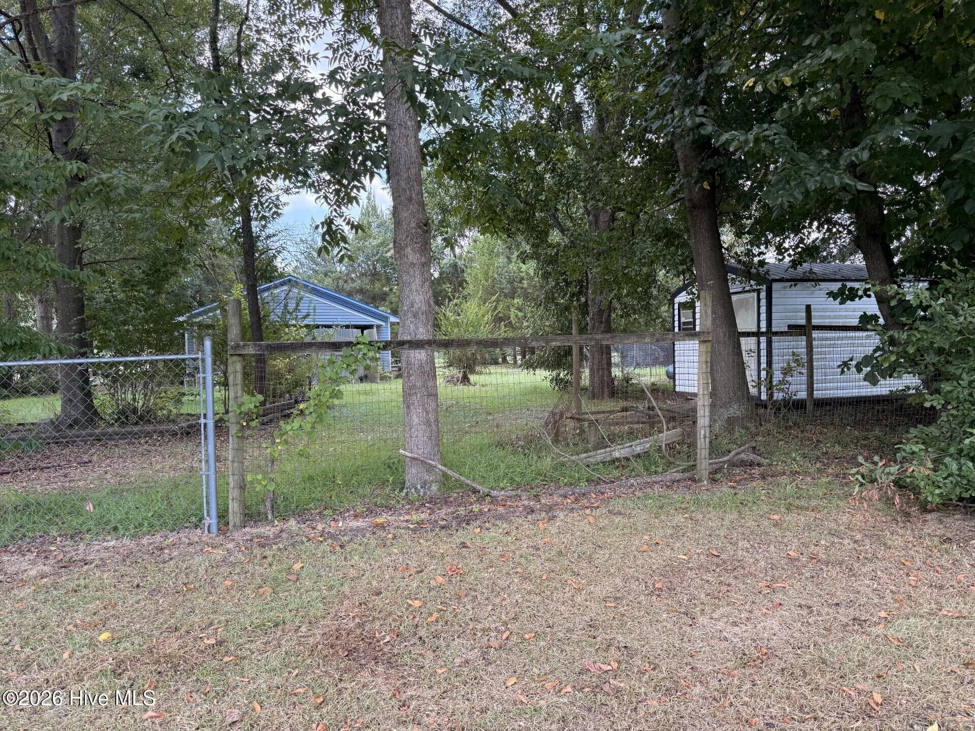 Farm at 685 Snake Road, Lumberton, NC 28358, photo 7 of 10