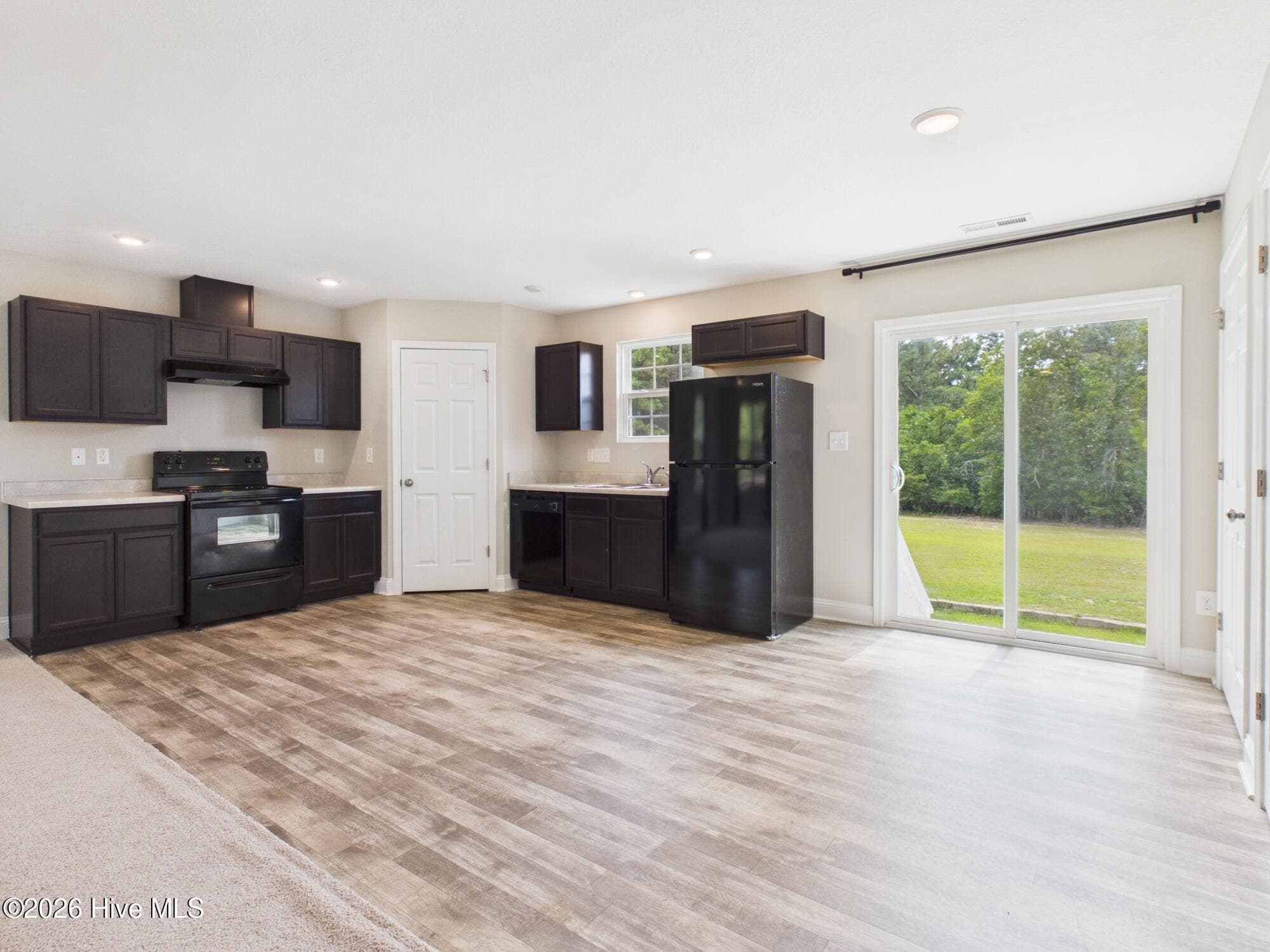Single Family Residence at 117 Fawnwood Place, Carthage, NC 28327, photo 7 of 39
