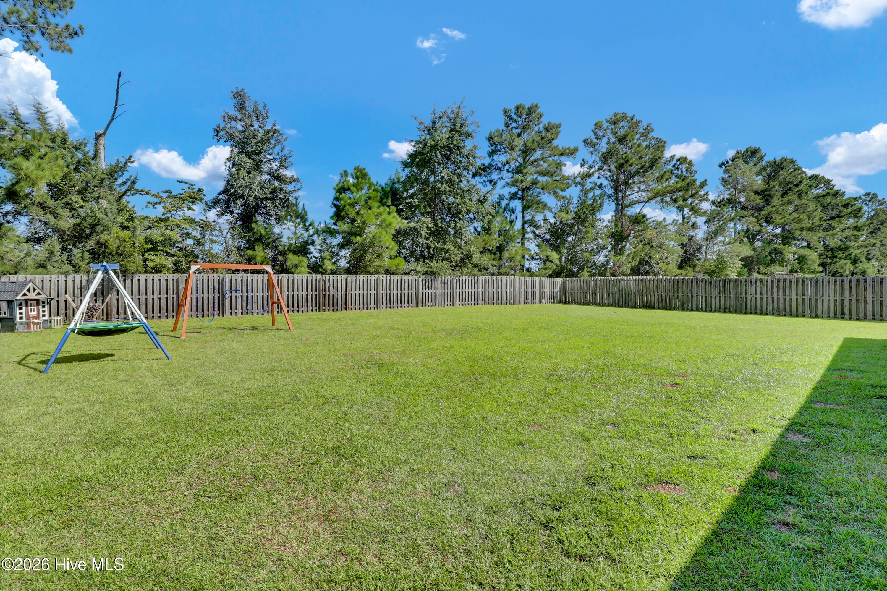 Single Family Residence at 161 Preswick Drive, Rocky Point, NC 28457, photo 4 of 31