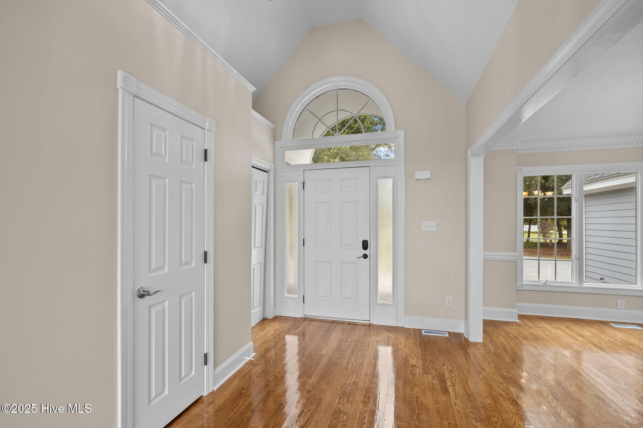 Single Family Residence at 107 Magens Way, Cedar Point, NC 28584, photo 5 of 73
