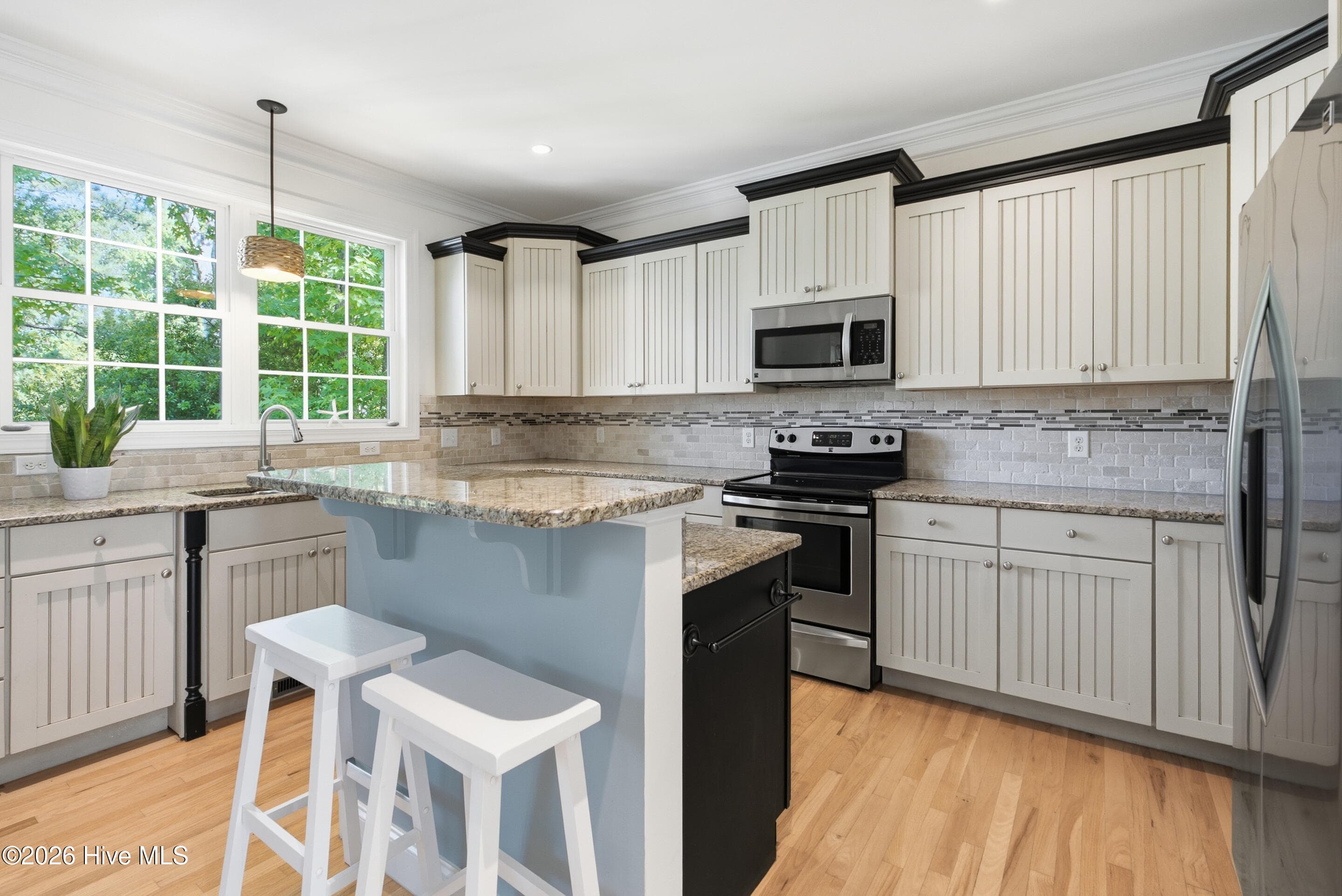 great kitchen space - 1907 Redfish Run SW, Supply, NC 28462