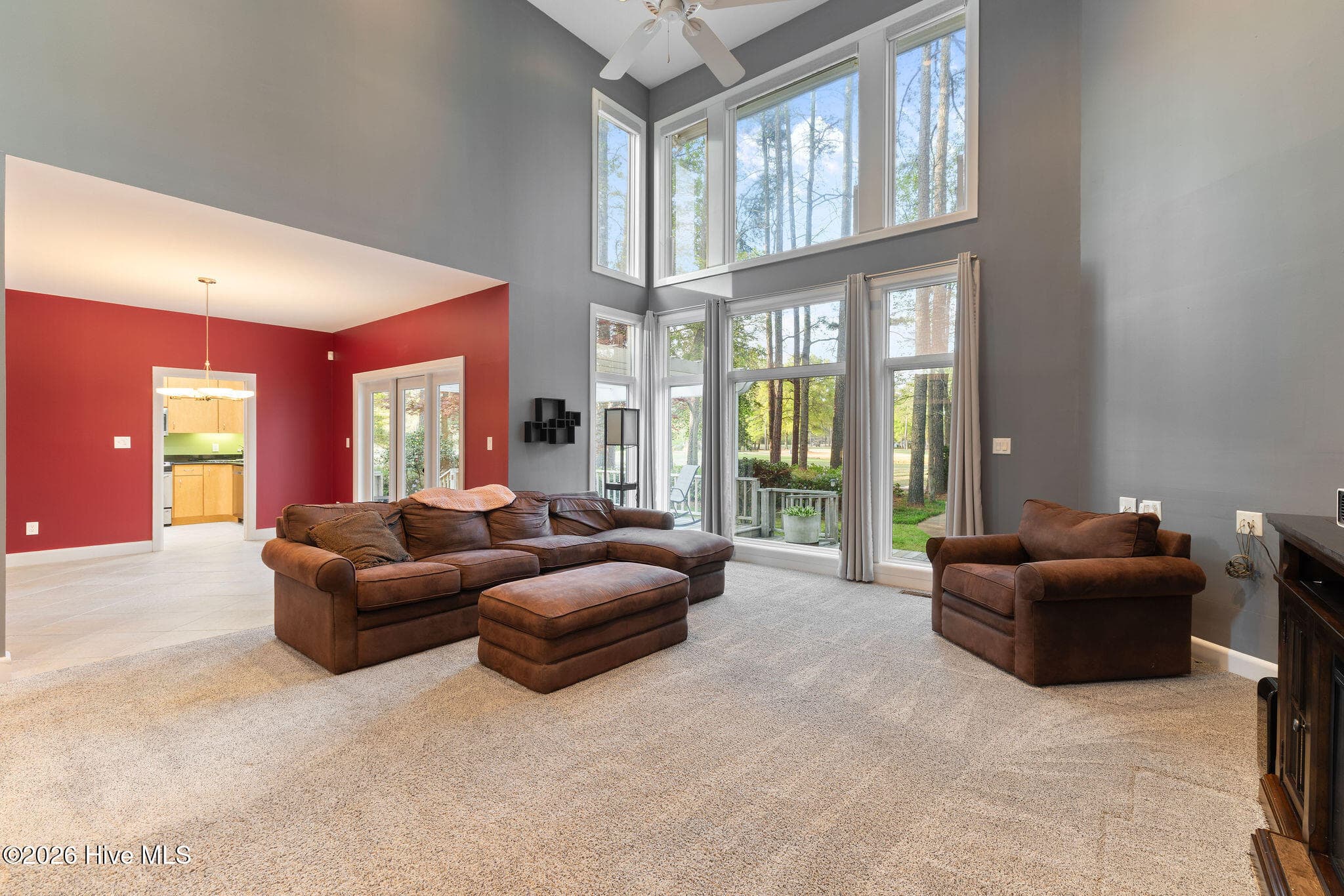 Single Family Residence at 5007 Country Club Drive N, Wilson, NC 27896, photo 4 of 37