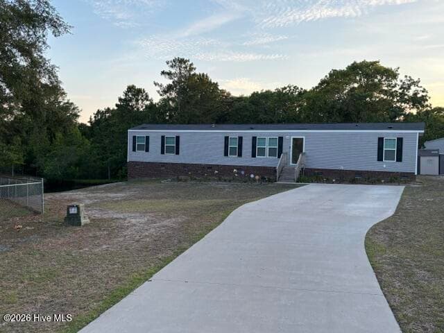 Manufactured Home at 2039 Cedar Lane SW, Supply, NC 28462, photo 18 of 33