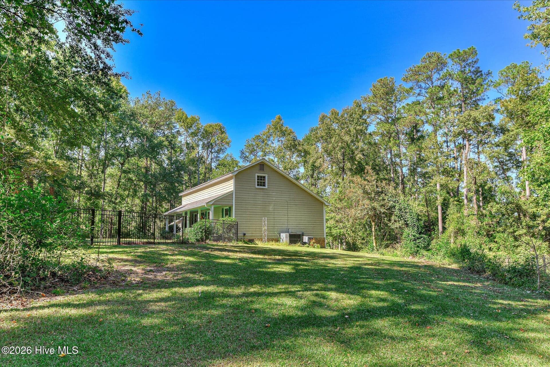 Single Family Residence at 6 Gregory Court, North Augusta, SC 29860, photo 38 of 40