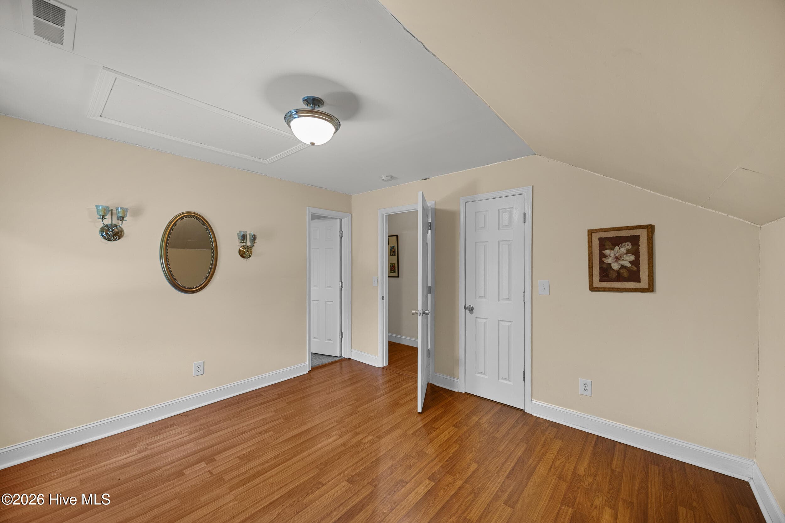 Single Family Residence at 3332 Belt Road, Castle Hayne, NC 28429, photo 4 of 8