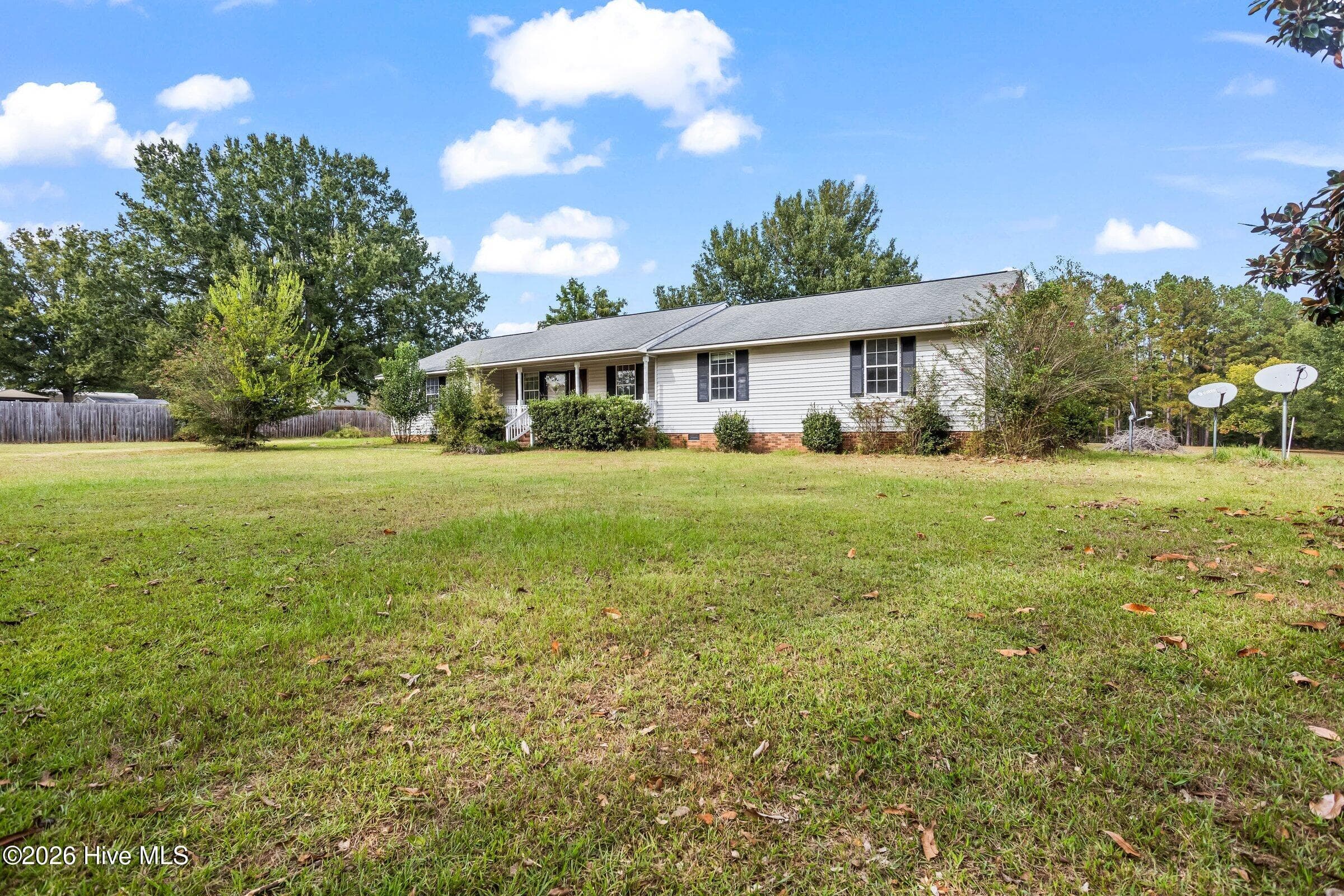 Single Family Residence at 1951 Stagecoach Road NE, Thomson, GA 30824, photo 3 of 44