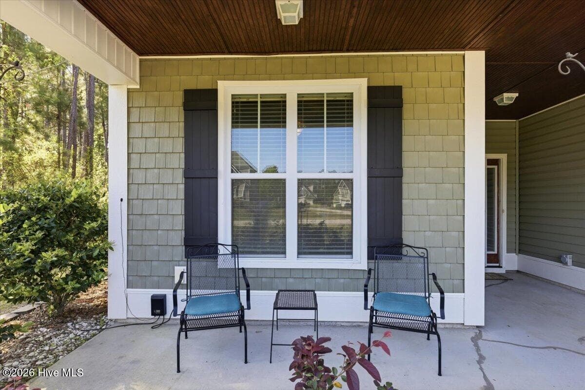 Single Family Residence at 111 W Huckleberry Way, Rocky Point, NC 28457, photo 7 of 52
