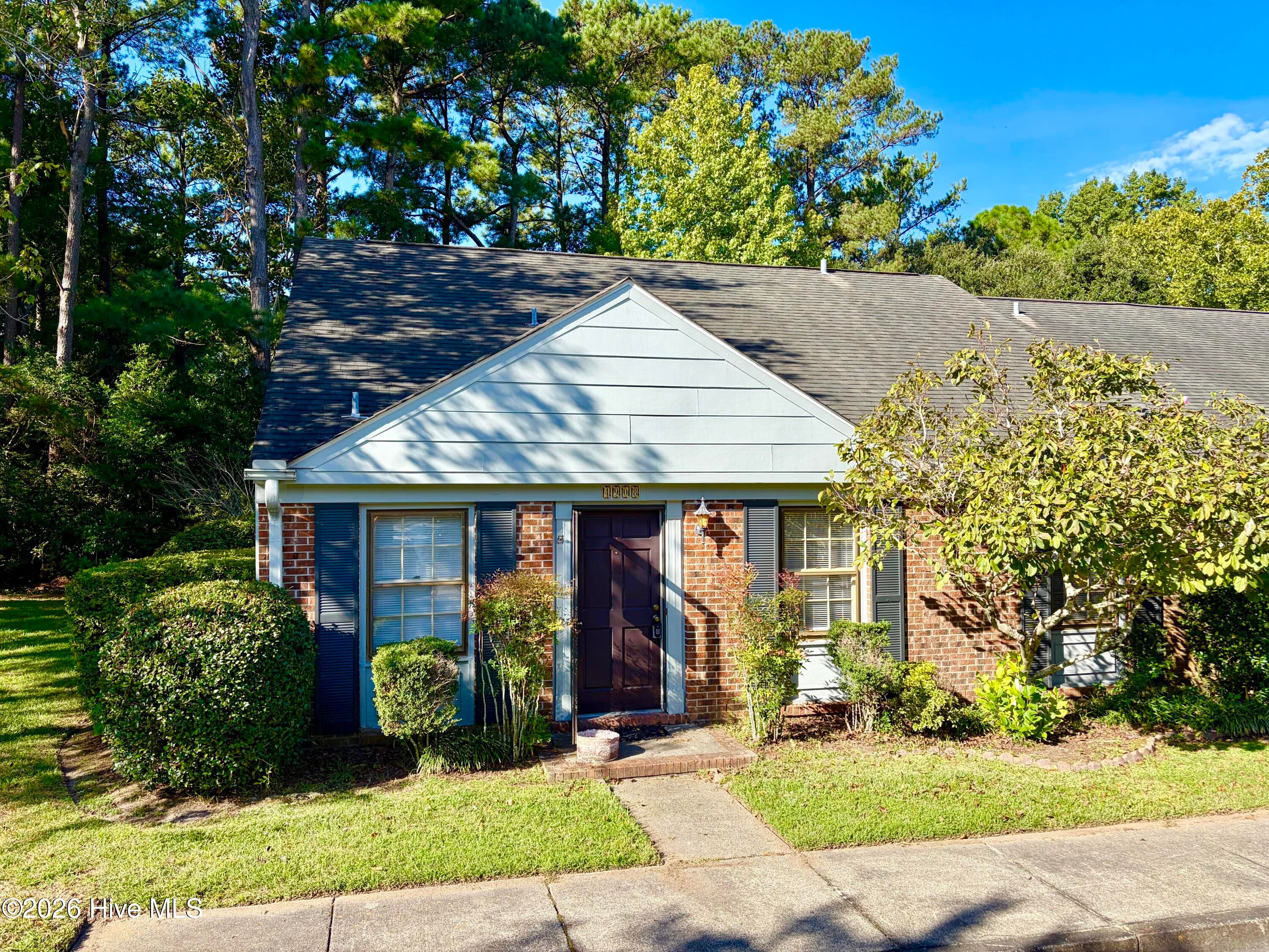 Townhouse at 4908 Marlin Court, Wilmington, NC 28403, photo 48 of 48