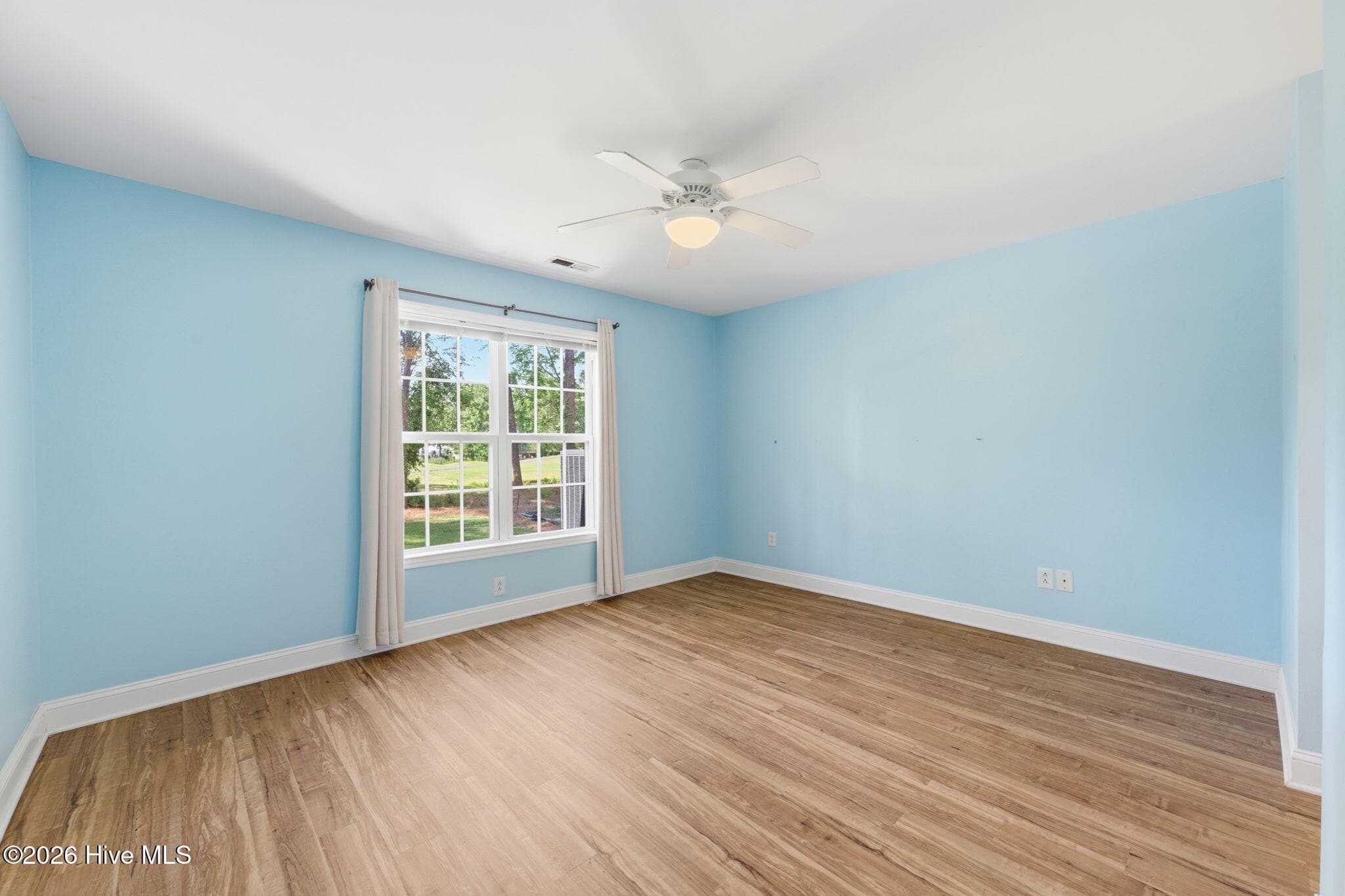 Single Family Residence at 1007 Barkentine Drive, New Bern, NC 28560, photo 19 of 60