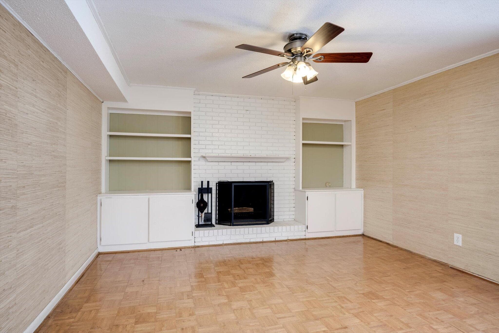 Single Family Residence at 715 Hammond Drive, North Augusta, SC 29841, photo 9 of 43