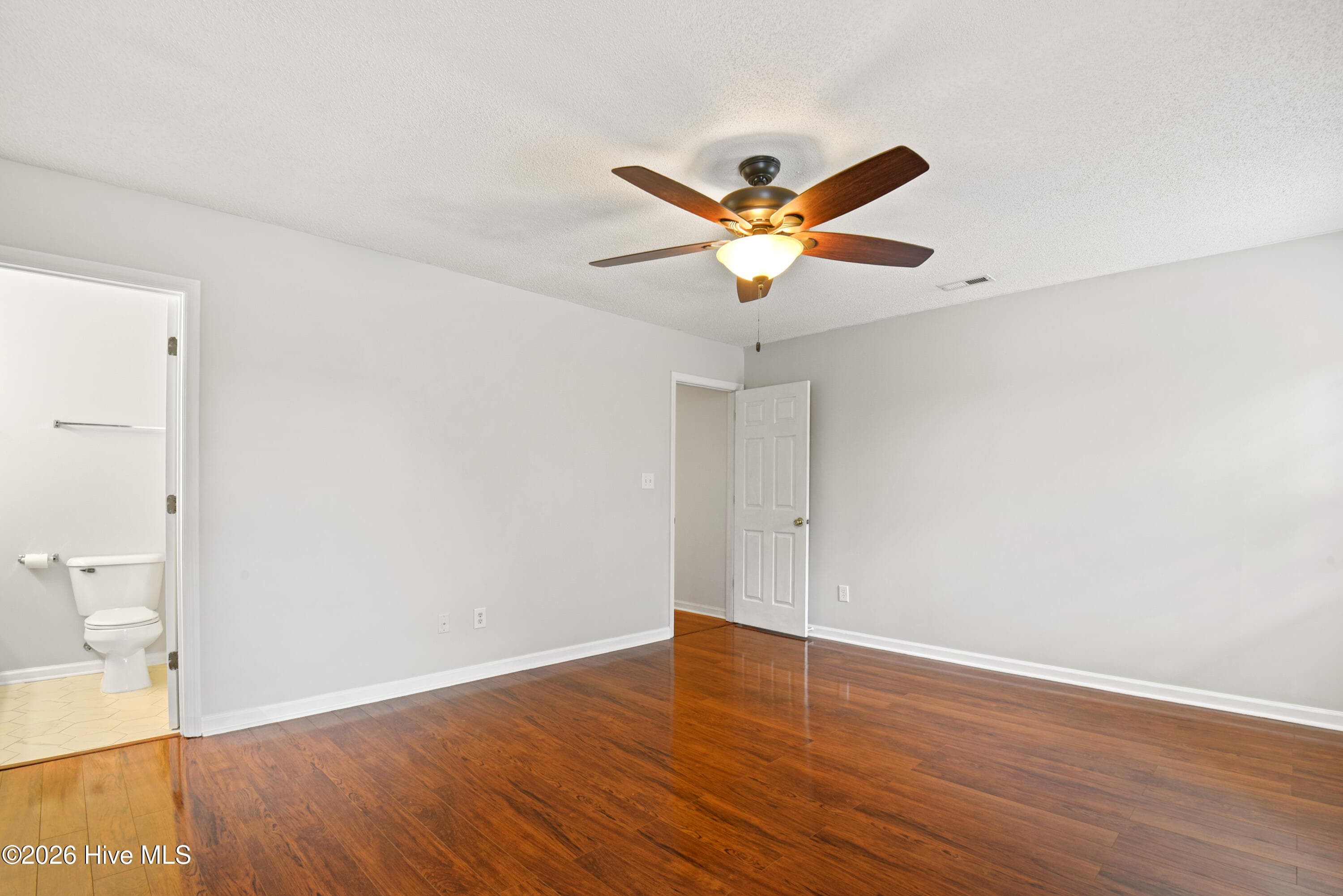 Townhouse at 136 Charlton Road, Hubert, NC 28539, photo 11 of 18