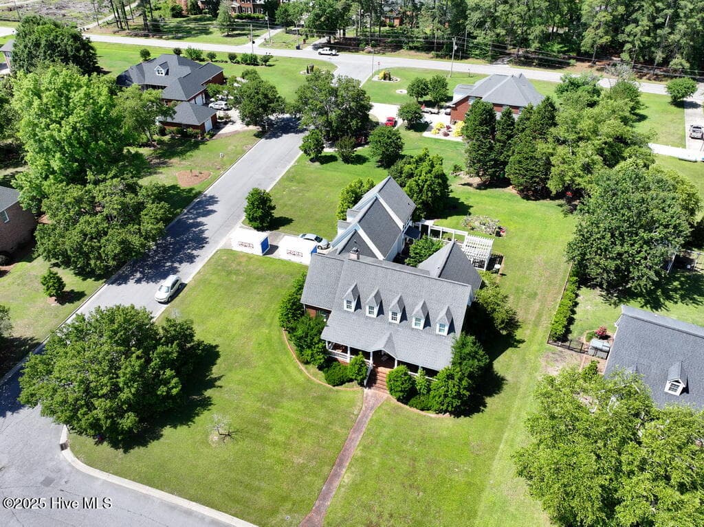 Single Family Residence at 109 Foxcroft Lane, Winterville, NC 28590, photo 9 of 65