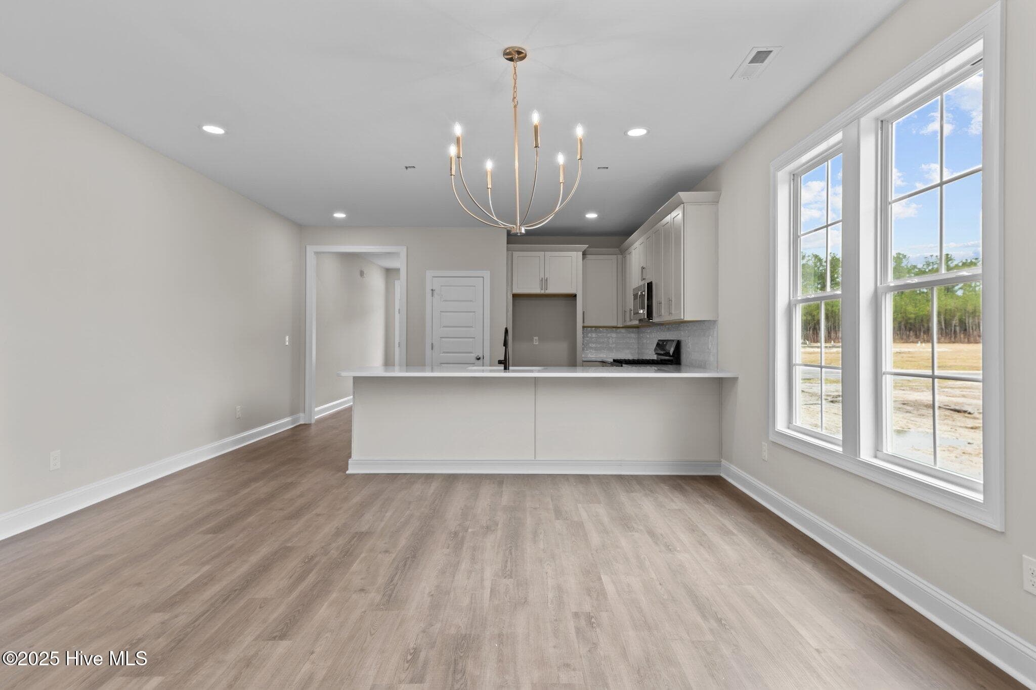 Single Family Residence at 1015 Brighton Drive, New Bern, NC 28562, photo 27 of 47