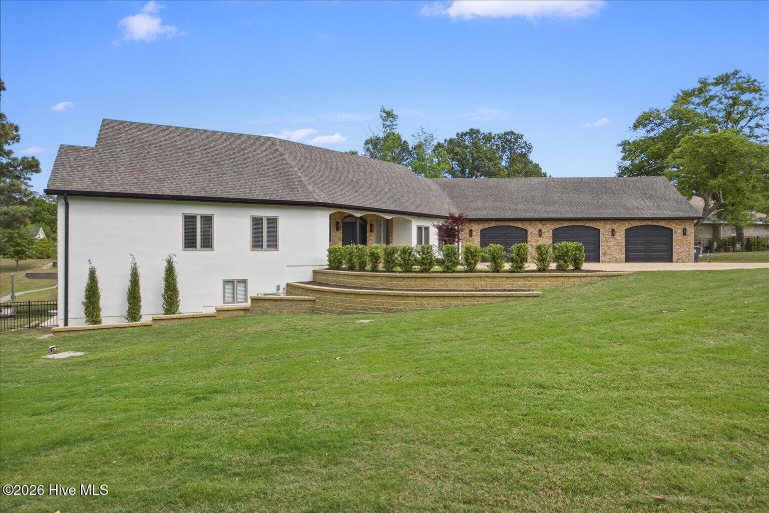 Single Family Residence at 304 Gull Road, Hampstead, NC 28443, photo 2 of 53