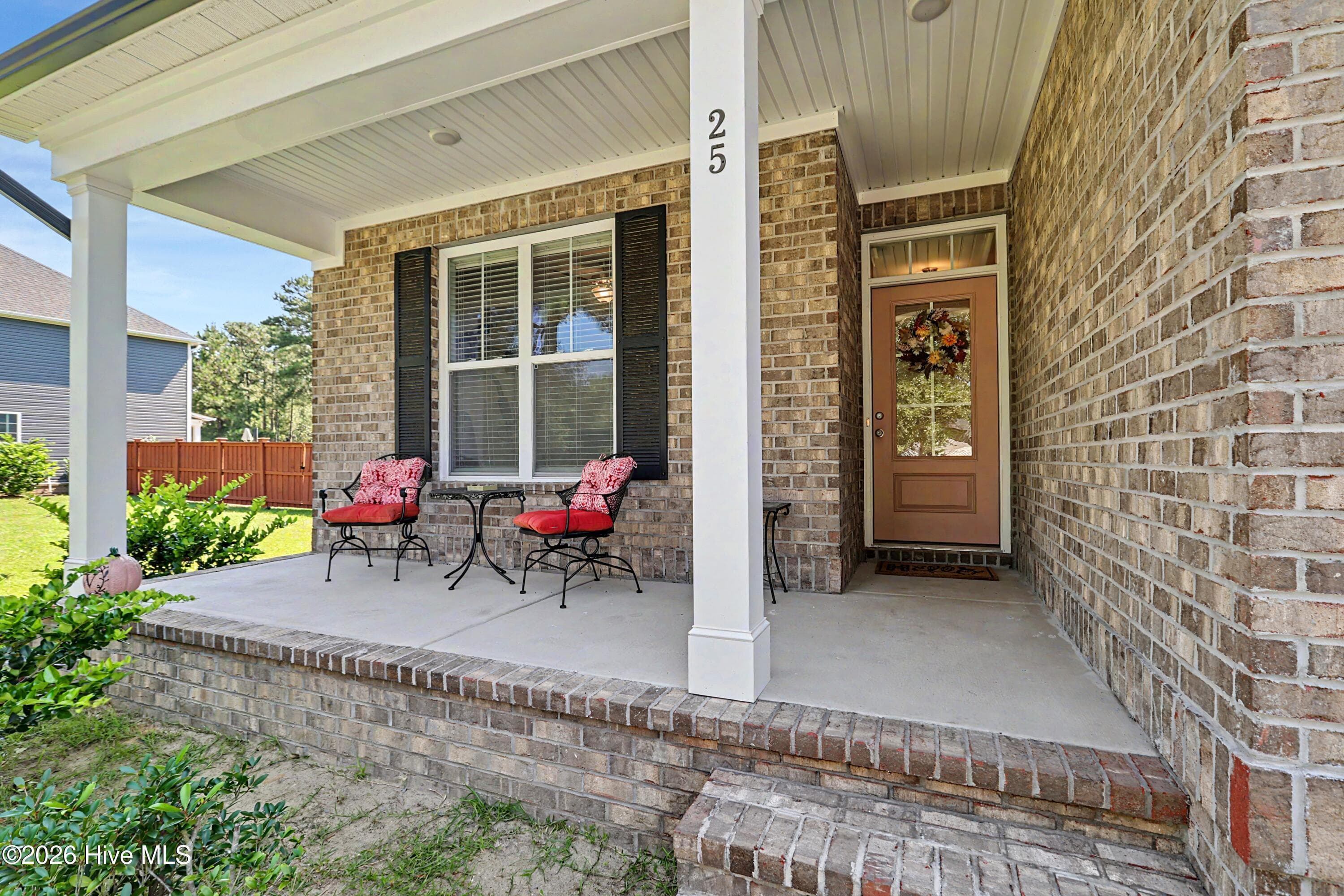 Single Family Residence at 25 S Beatrice Drive, Rocky Point, NC 28457, photo 3 of 39