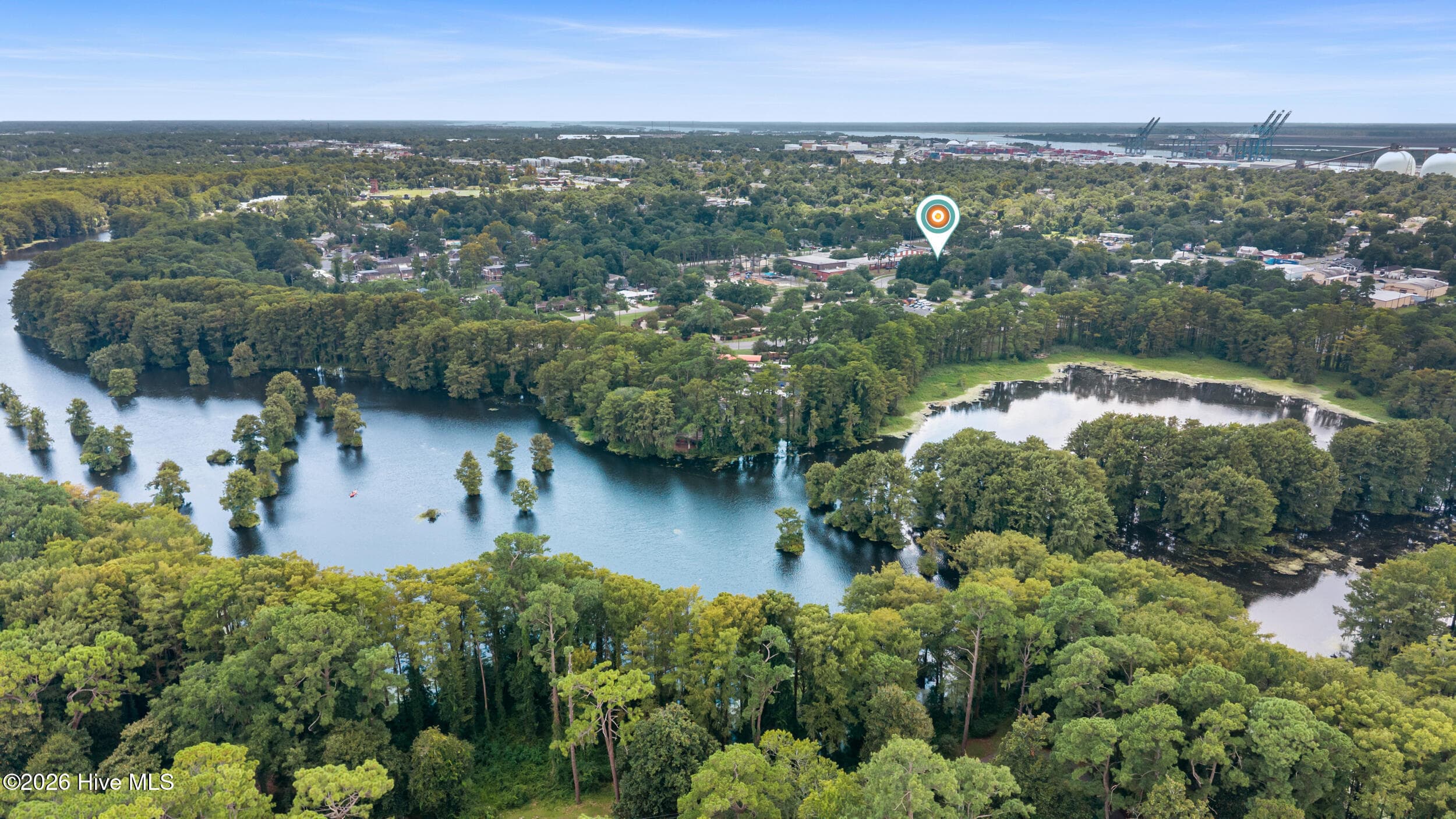 Walking distance to Greenfield Lake - 615 Tennessee Avenue, Wilmington, NC 28401