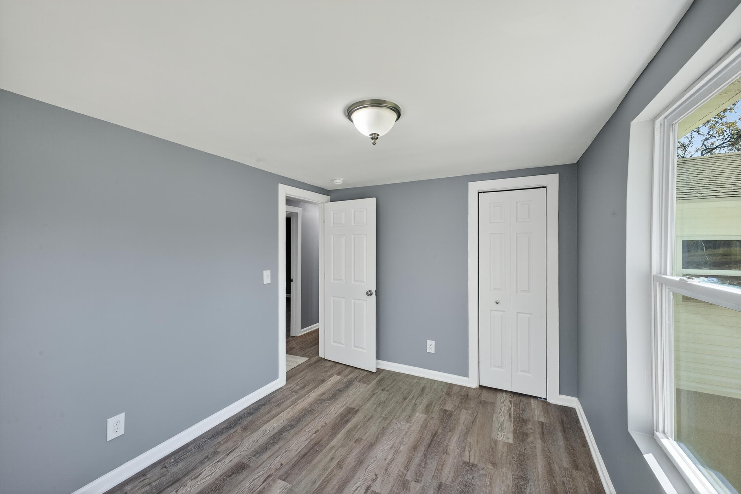 Single Family Residence at 20135 Us-Hwy 278, Williston, SC 29853, photo 12 of 28