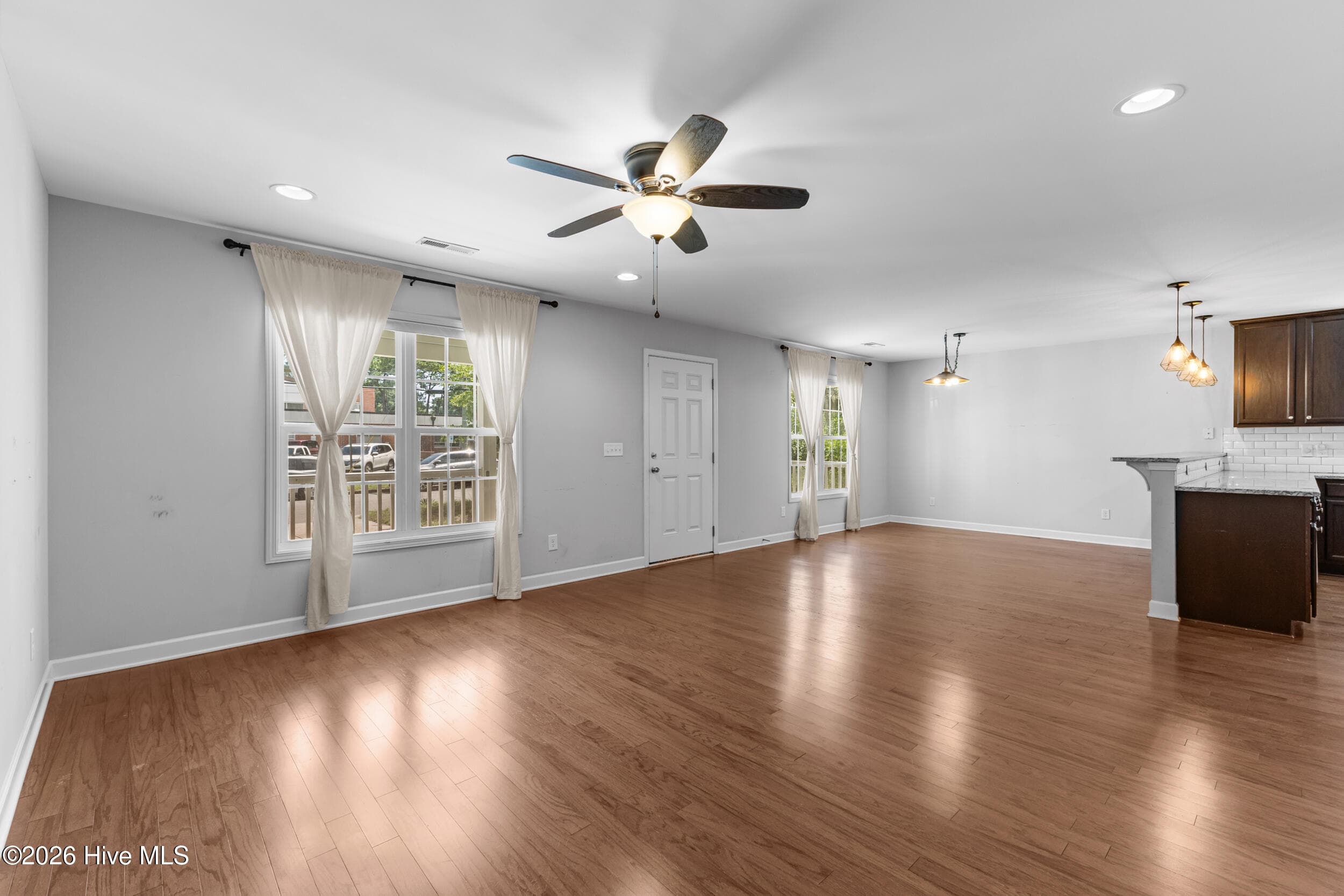 Single Family Residence at 615 Tennessee Avenue, Wilmington, NC 28401, photo 15 of 38