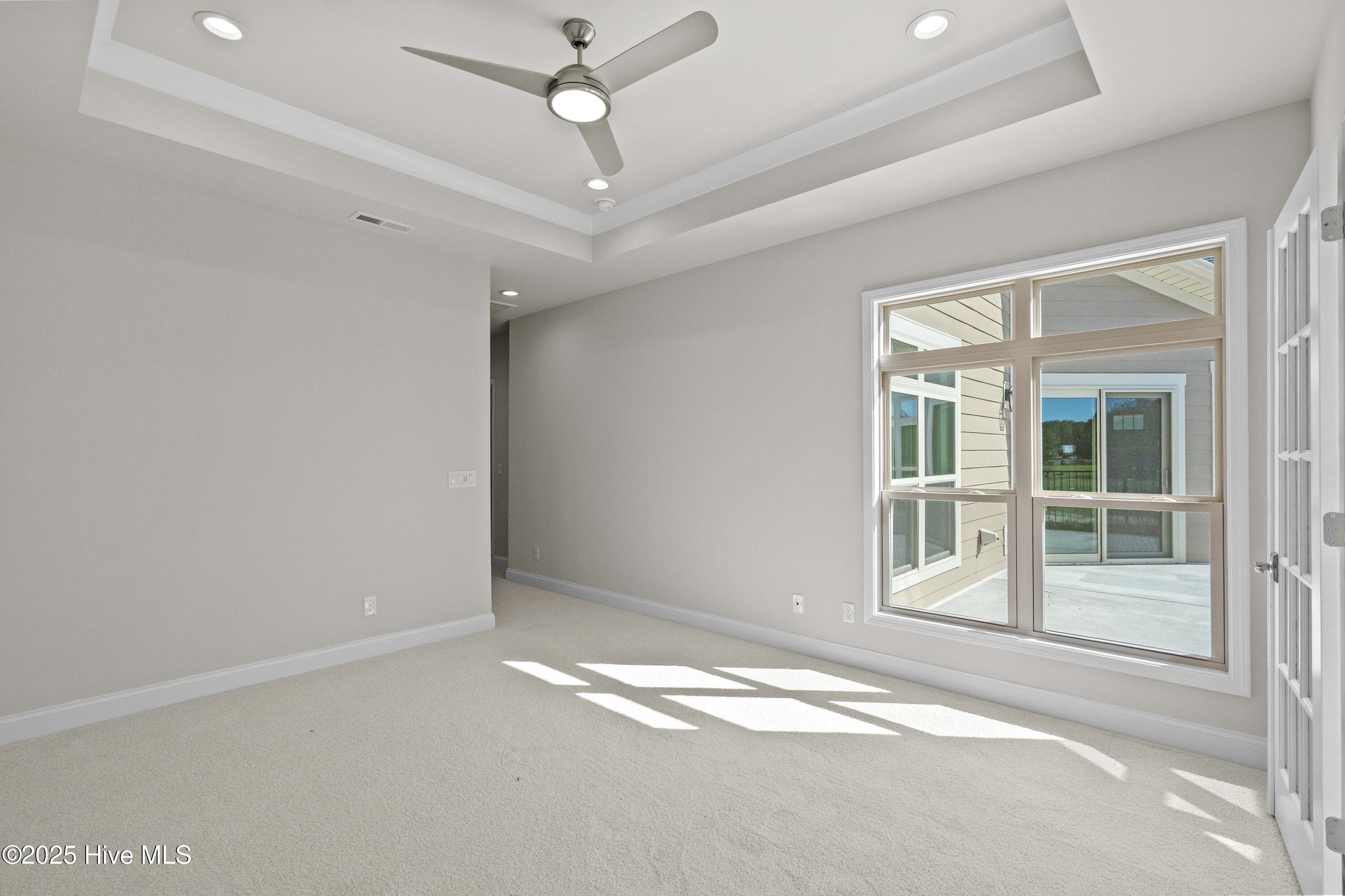 Single Family Residence at 1056 Northbridge Court NW, Ocean Isle Beach, NC 28469, photo 3 of 4
