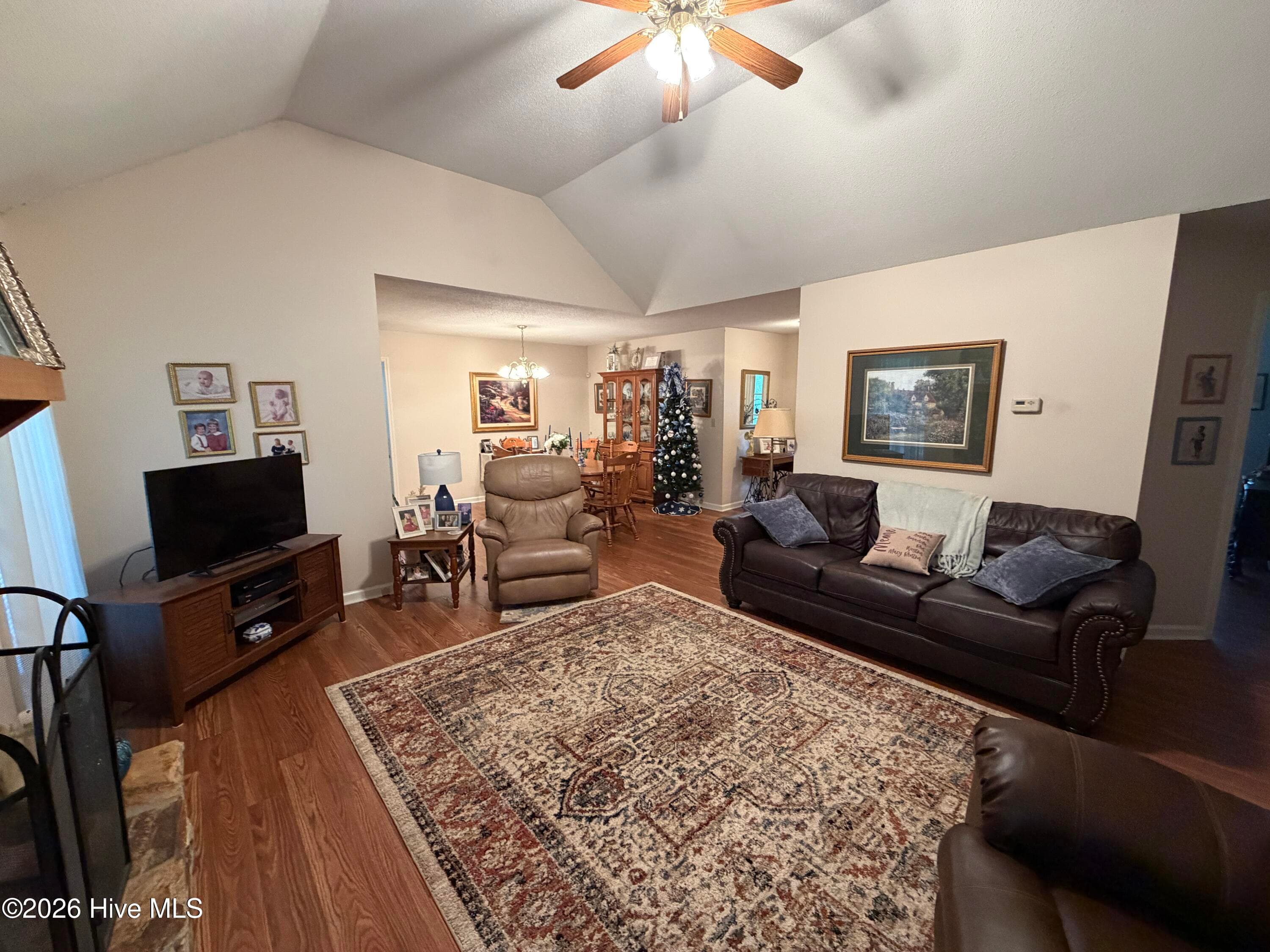 Single Family Residence at 1331 Carl Drive, Thomson, GA 30824, photo 10 of 34