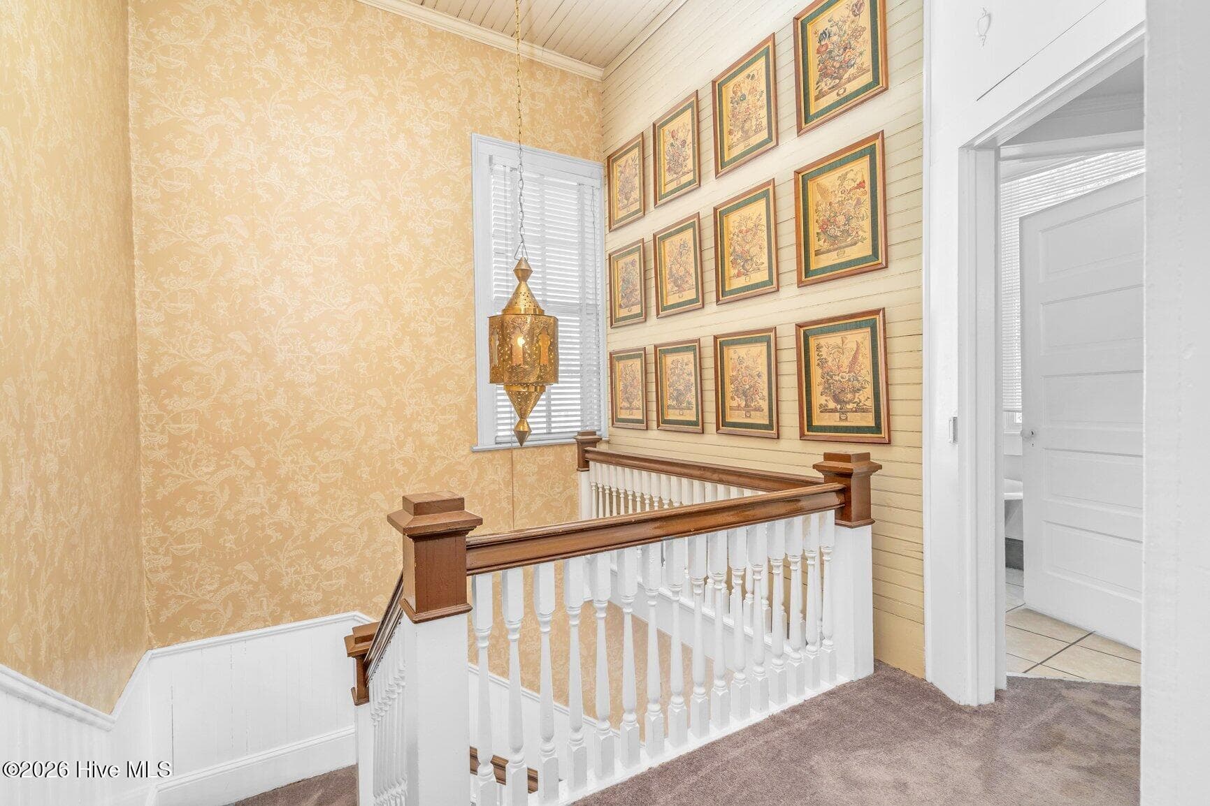 Upstairs - 405 E Center Street, Nashville, NC 27856