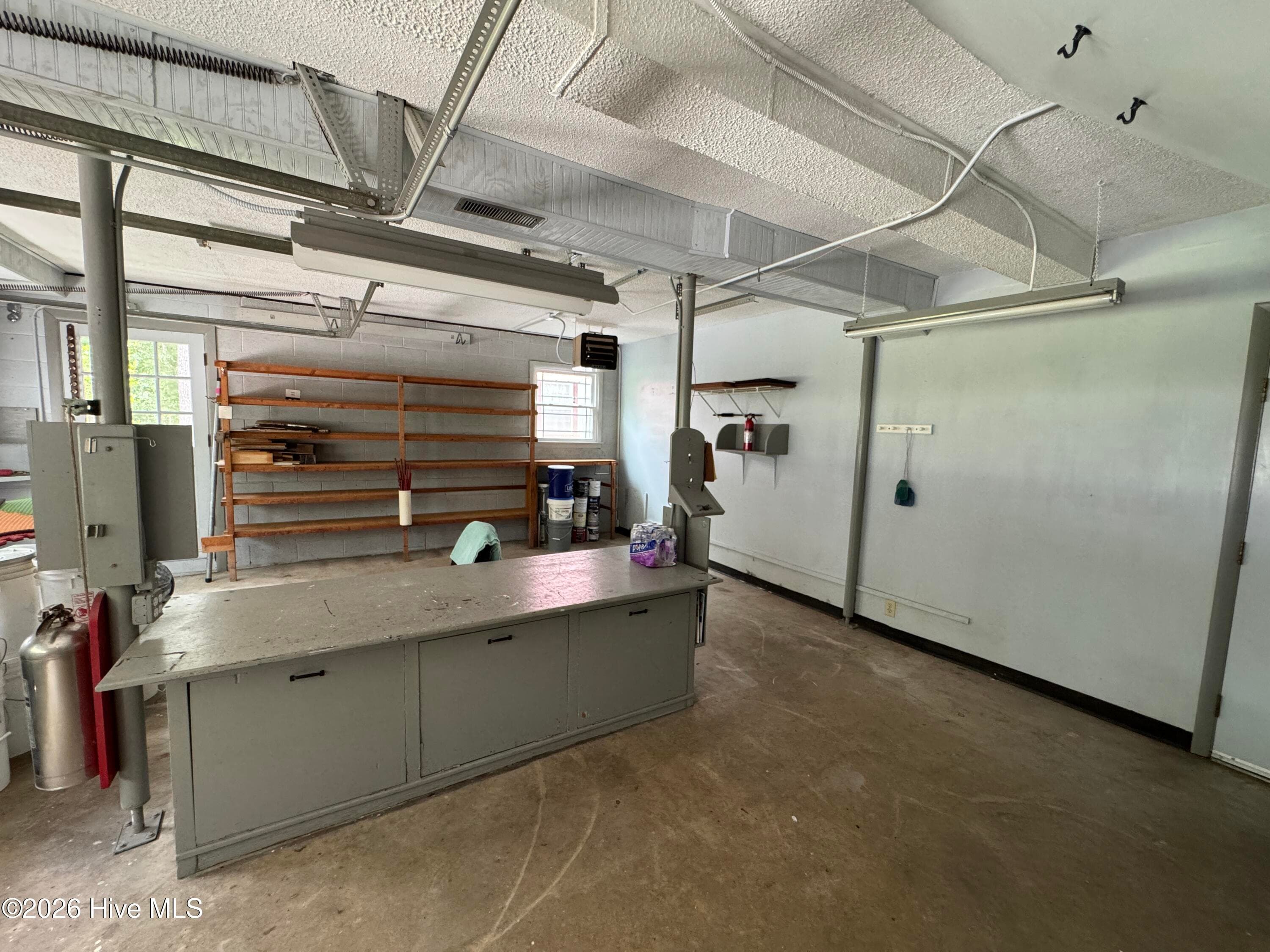 Heated, Cooled and convenient for those weekend crafts or fun jobs. - 118 Oakwood Drive, Havelock, NC 28532
