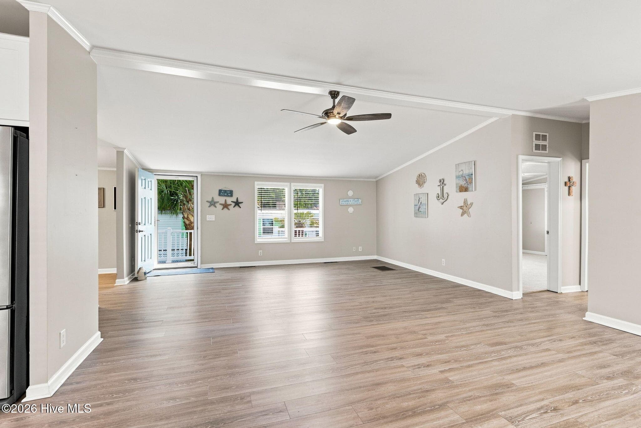 Manufactured Home at 1530 Salter Path Road 59, Indian Beach, NC 28512, photo 9 of 53