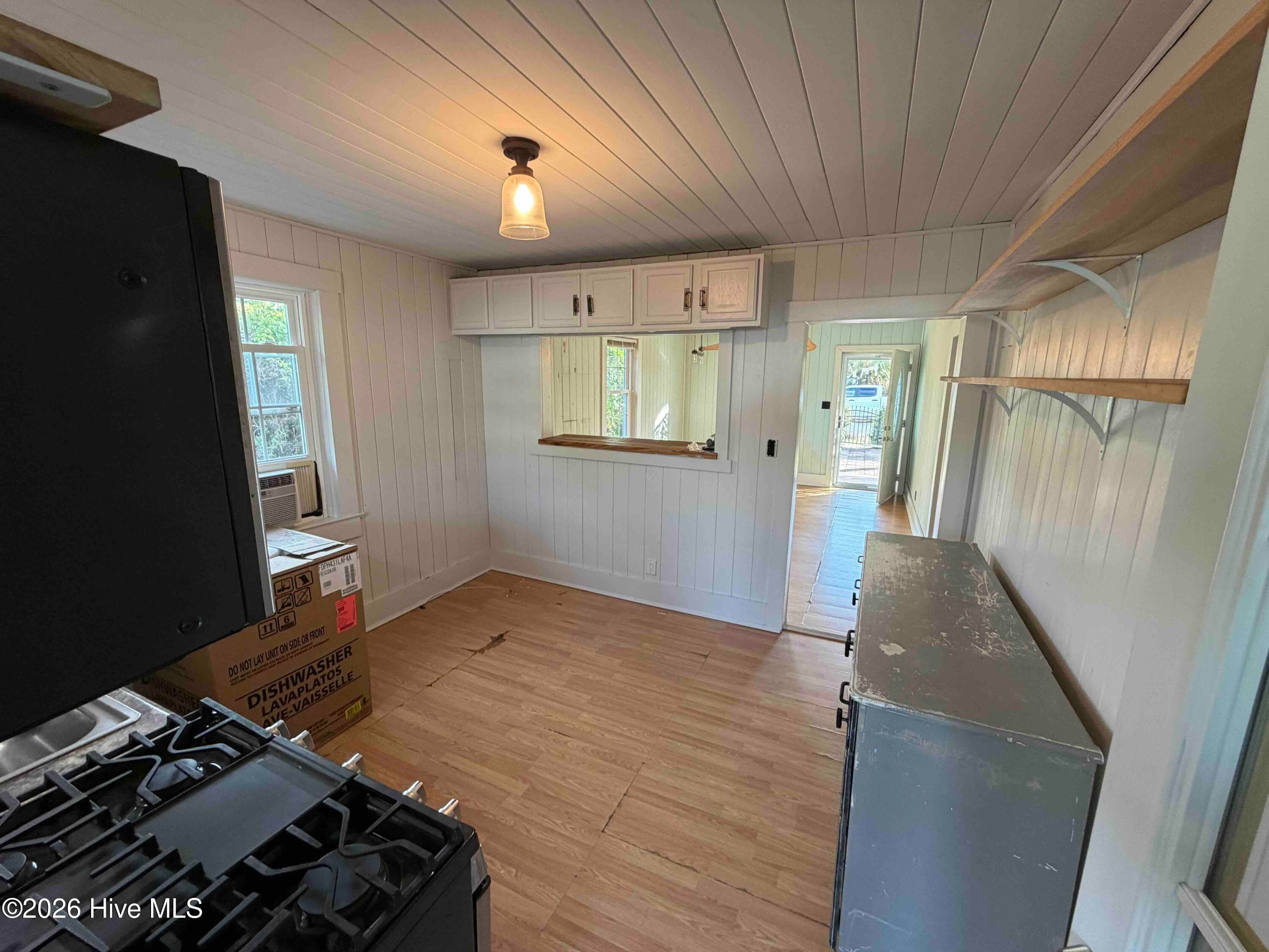 Single Family Residence at 416 Raleigh Avenue, Carolina Beach, NC 28428, photo 6 of 21