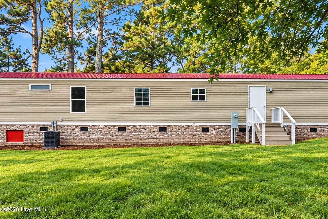 Manufactured Home at 1216 Roberdel Road, Rockingham, NC 28379, photo 23 of 24