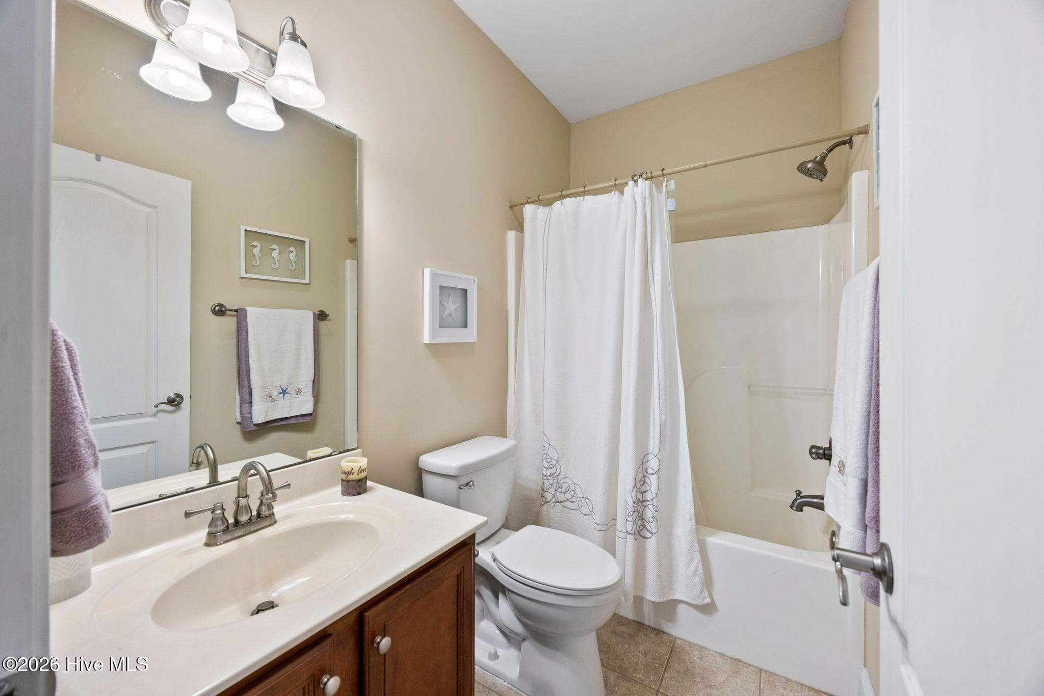 Single Family Residence at 2660 Bellamy Drive SW, Supply, NC 28462, photo 25 of 59