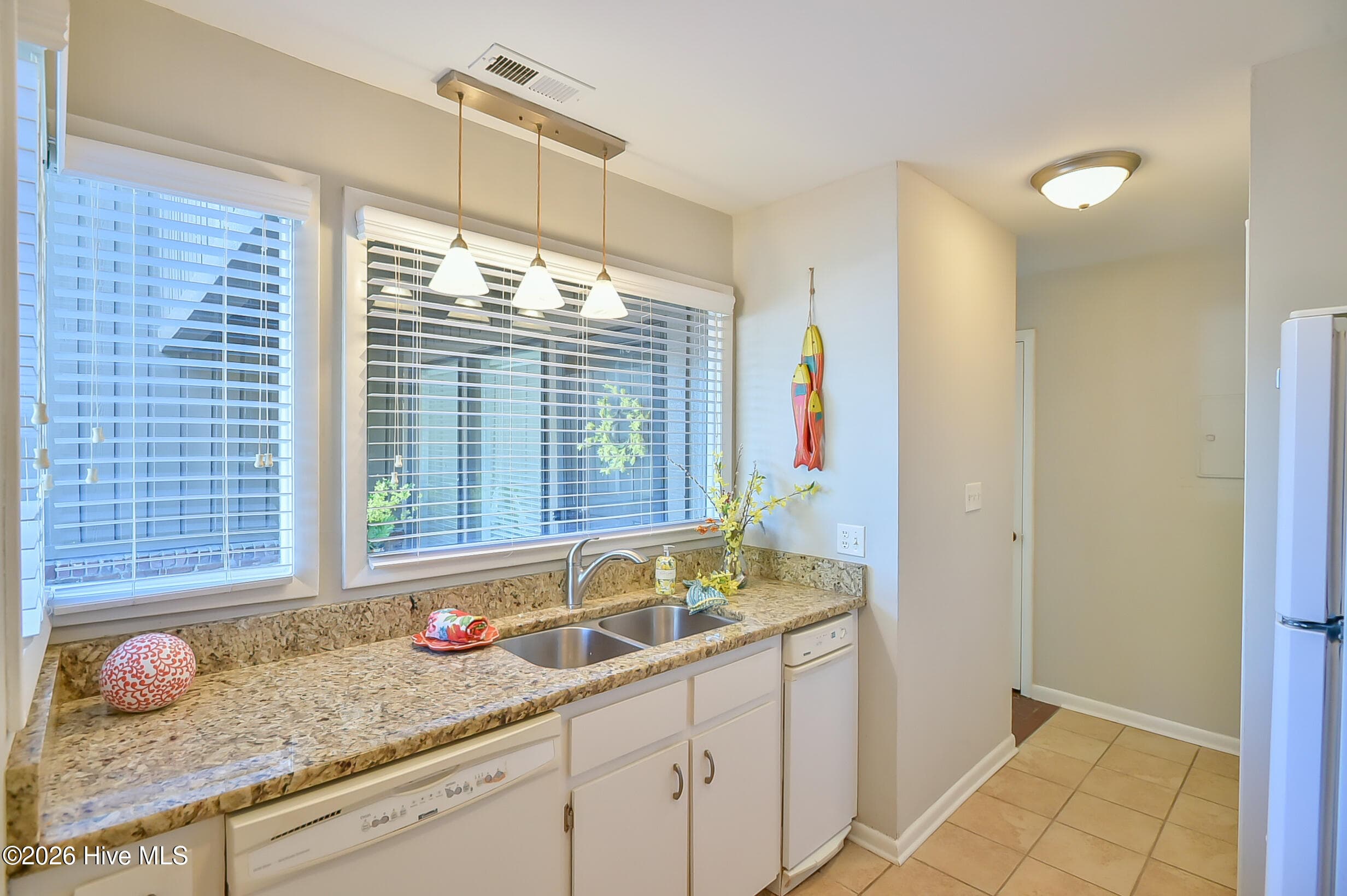Condominium at 1705 Oak Tree Drive, Chapel Hill, NC 27517, photo 16 of 18