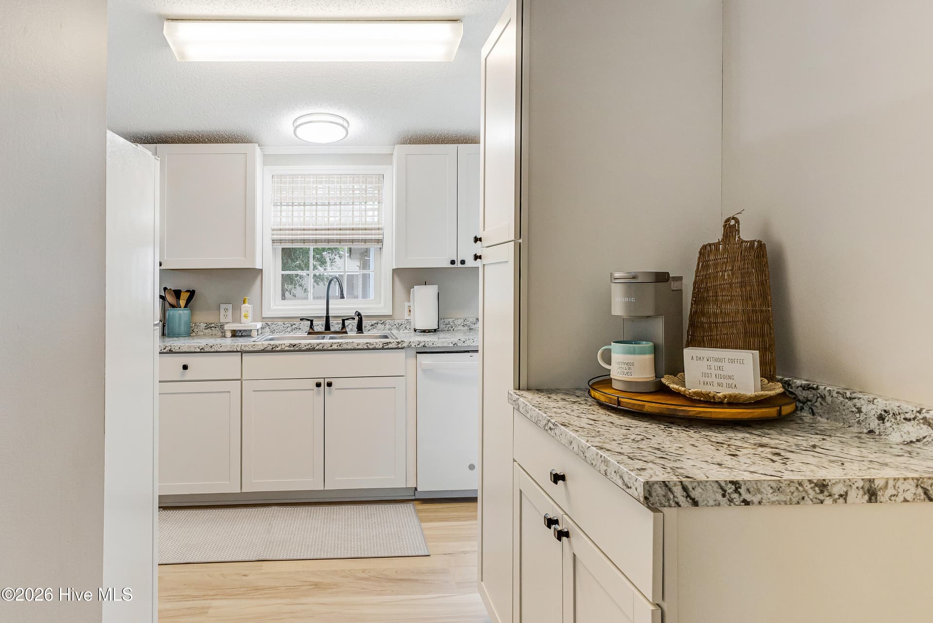 Manufactured Home at 2210 Forest Drive SW, Supply, NC 28462, photo 20 of 41