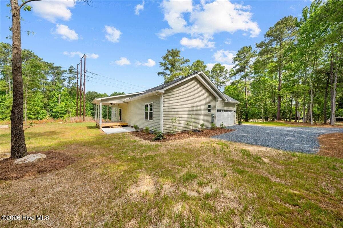 Single Family Residence at 110 Trailcrest Drive, Rockingham, NC 28379, photo 7 of 87